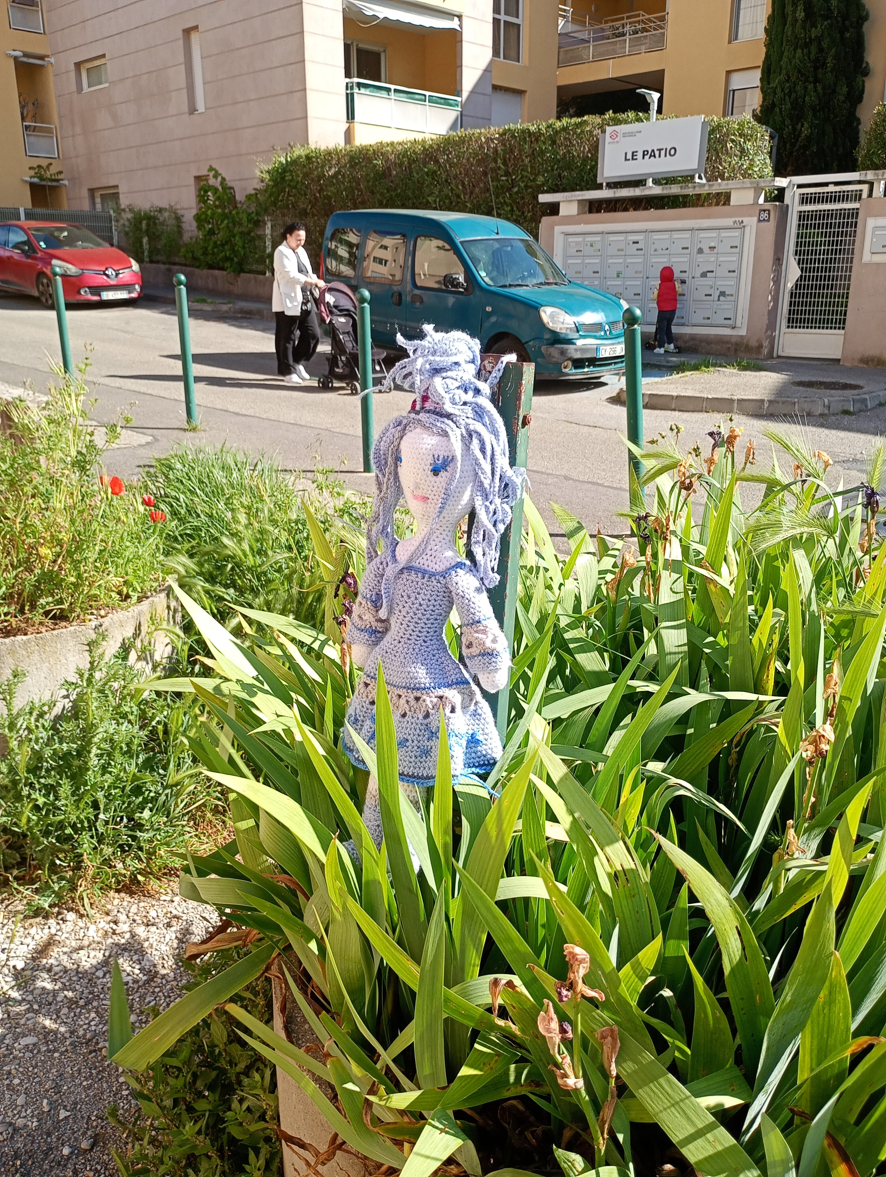 Poupe exsclusive crochet Frau Arsanis L'Alchimiste frs pierres 50cm