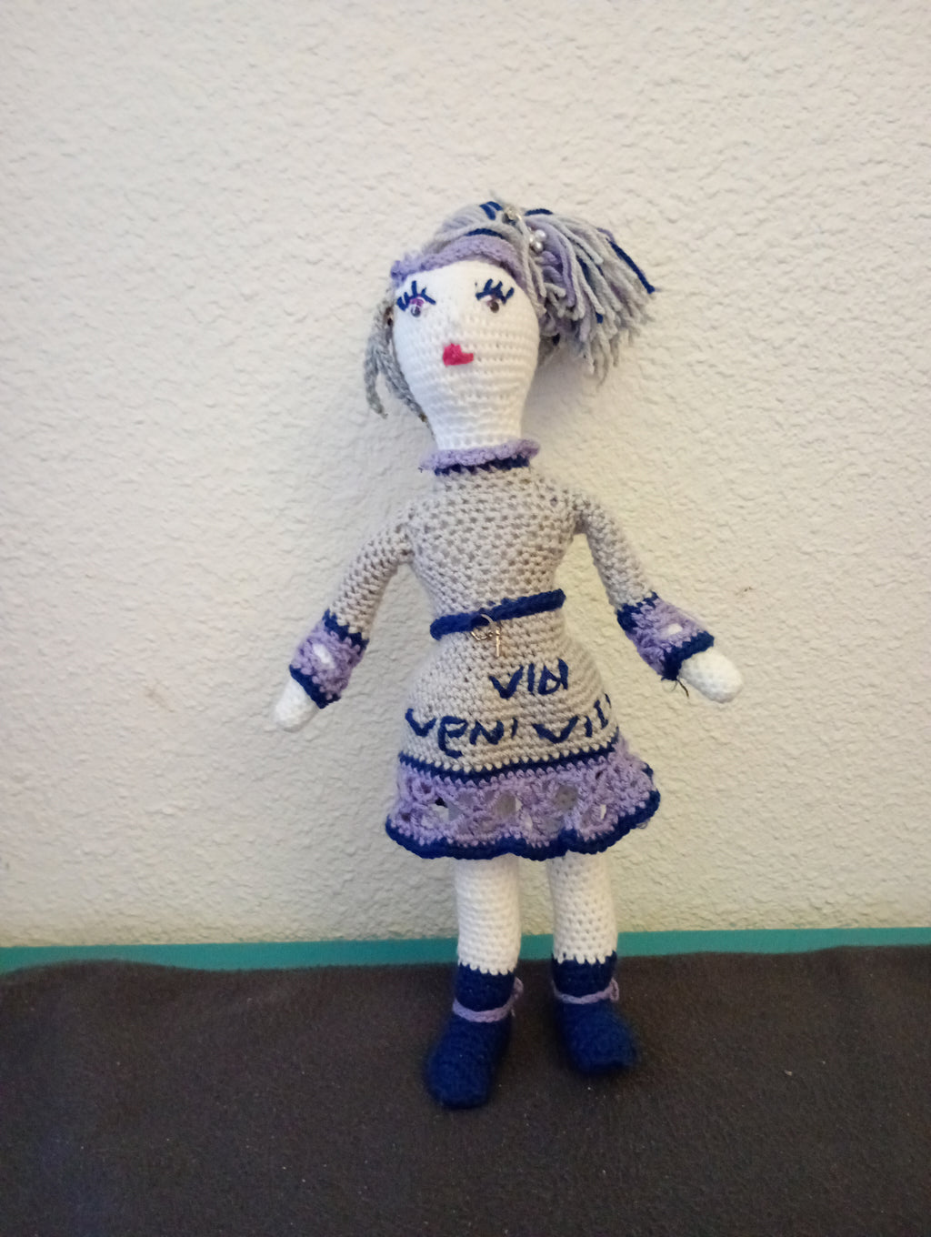 Poupee exsclisive crochet  Lady Lancoster50cml'Alchimist d'Europ