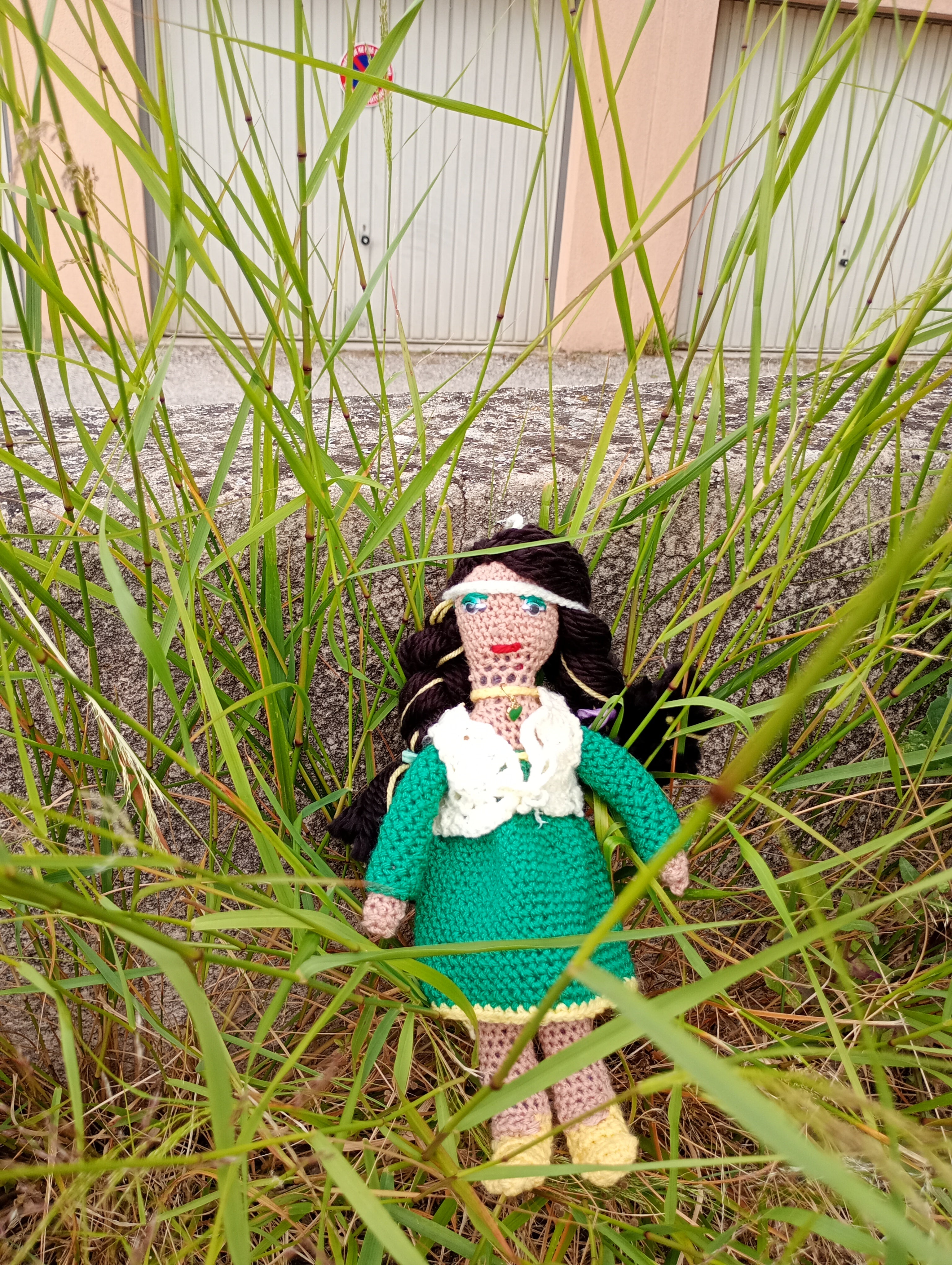 Poupe ecsclusive tricotr Zrina35cm