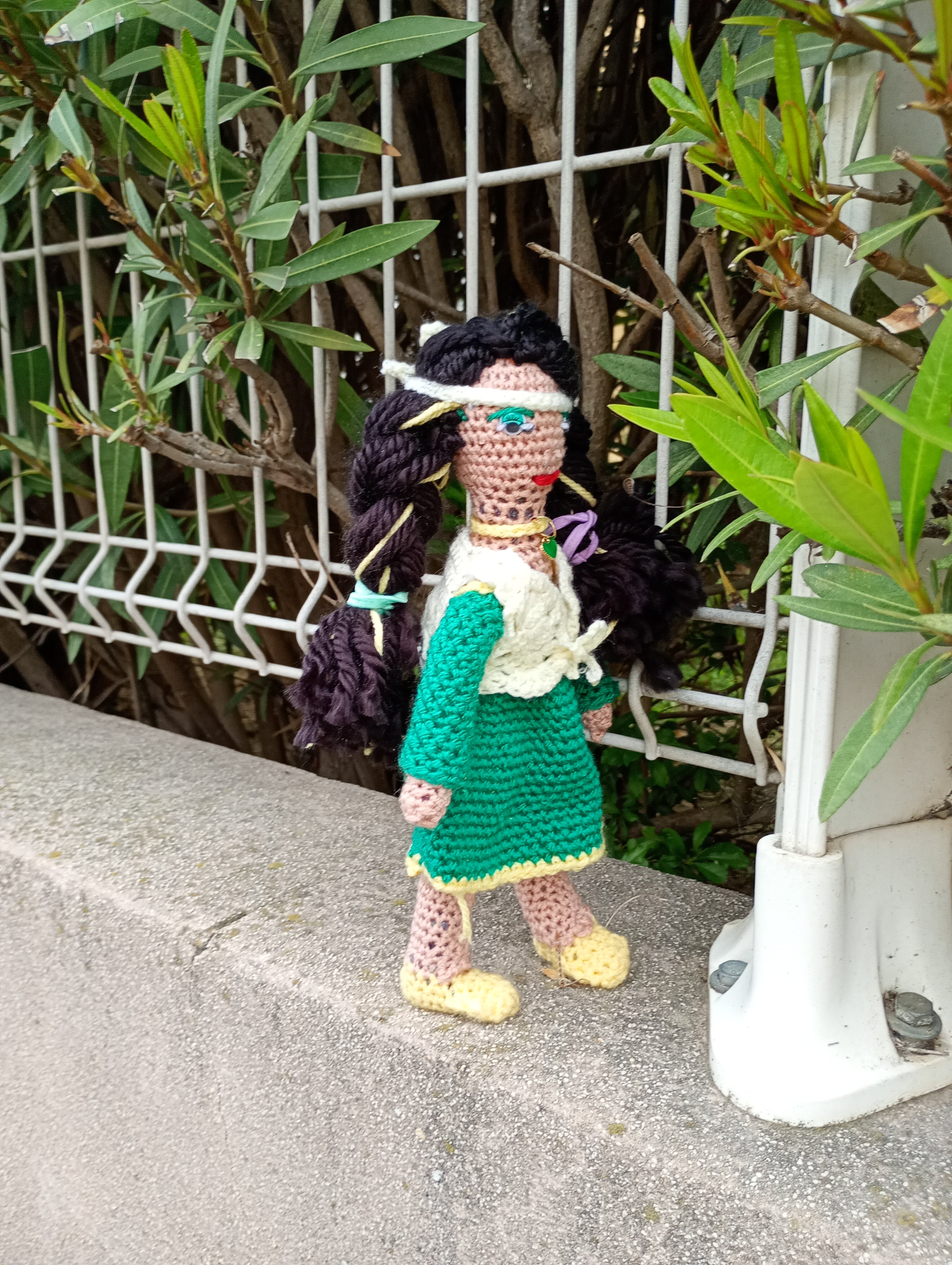 Poupe ecsclusive tricotr Zrina35cm