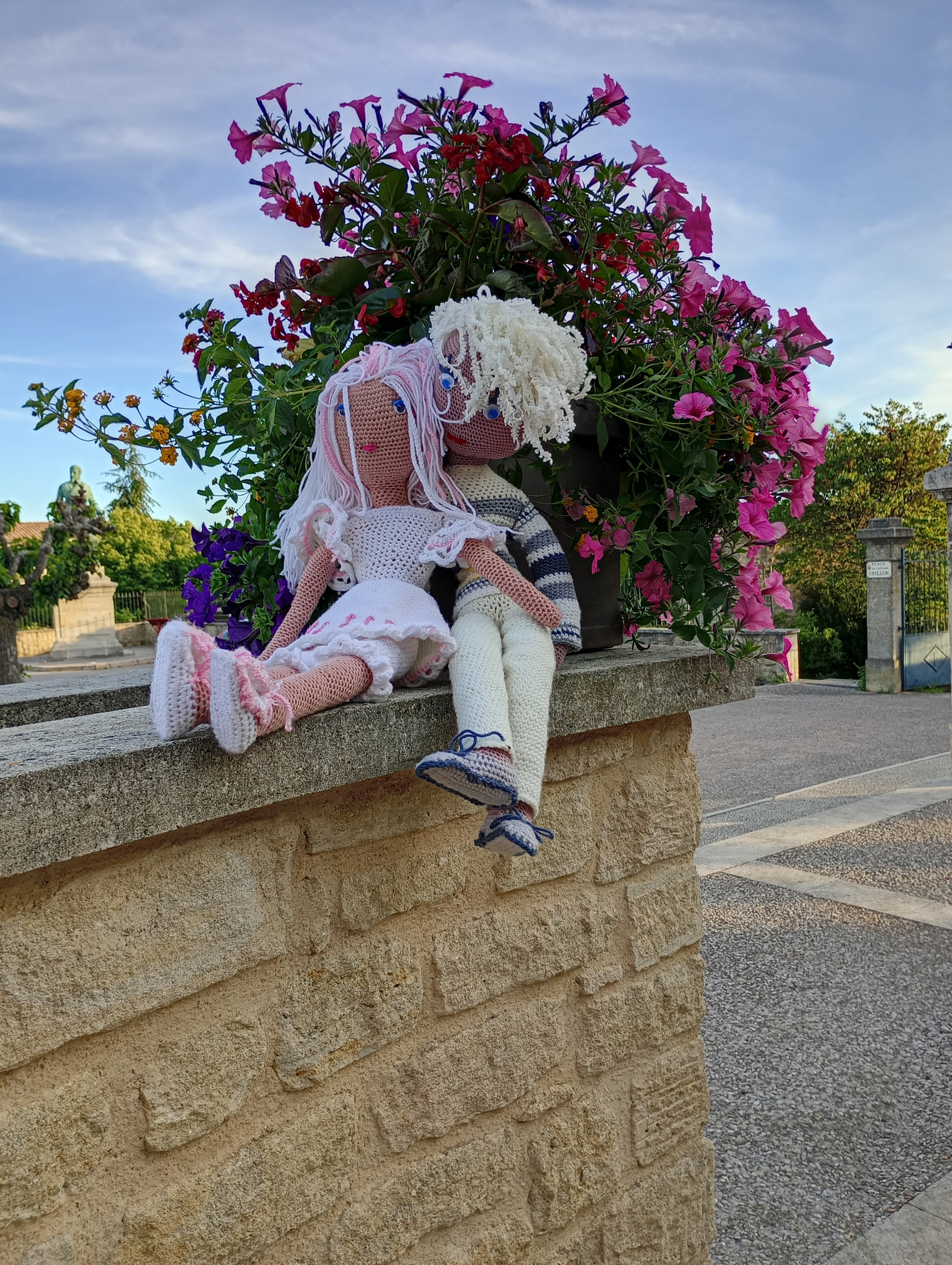 Poupe exsclisive crochet Titanes 75+2poupees