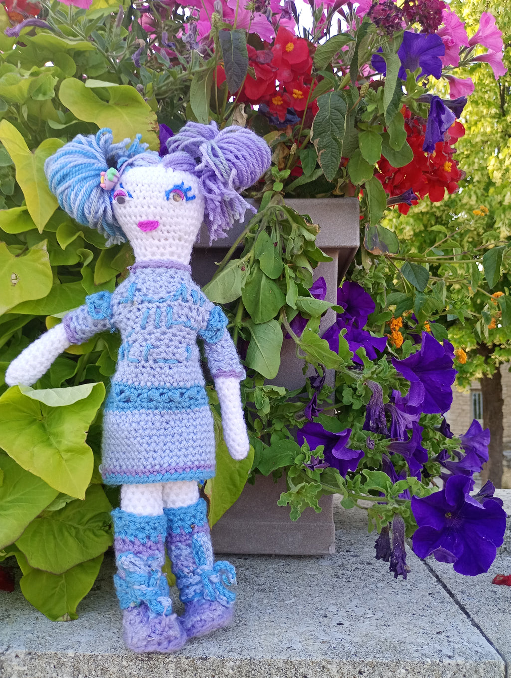 Poupe exsclusive crochet. Opi Collection Descendant of the. Kevites 35cm