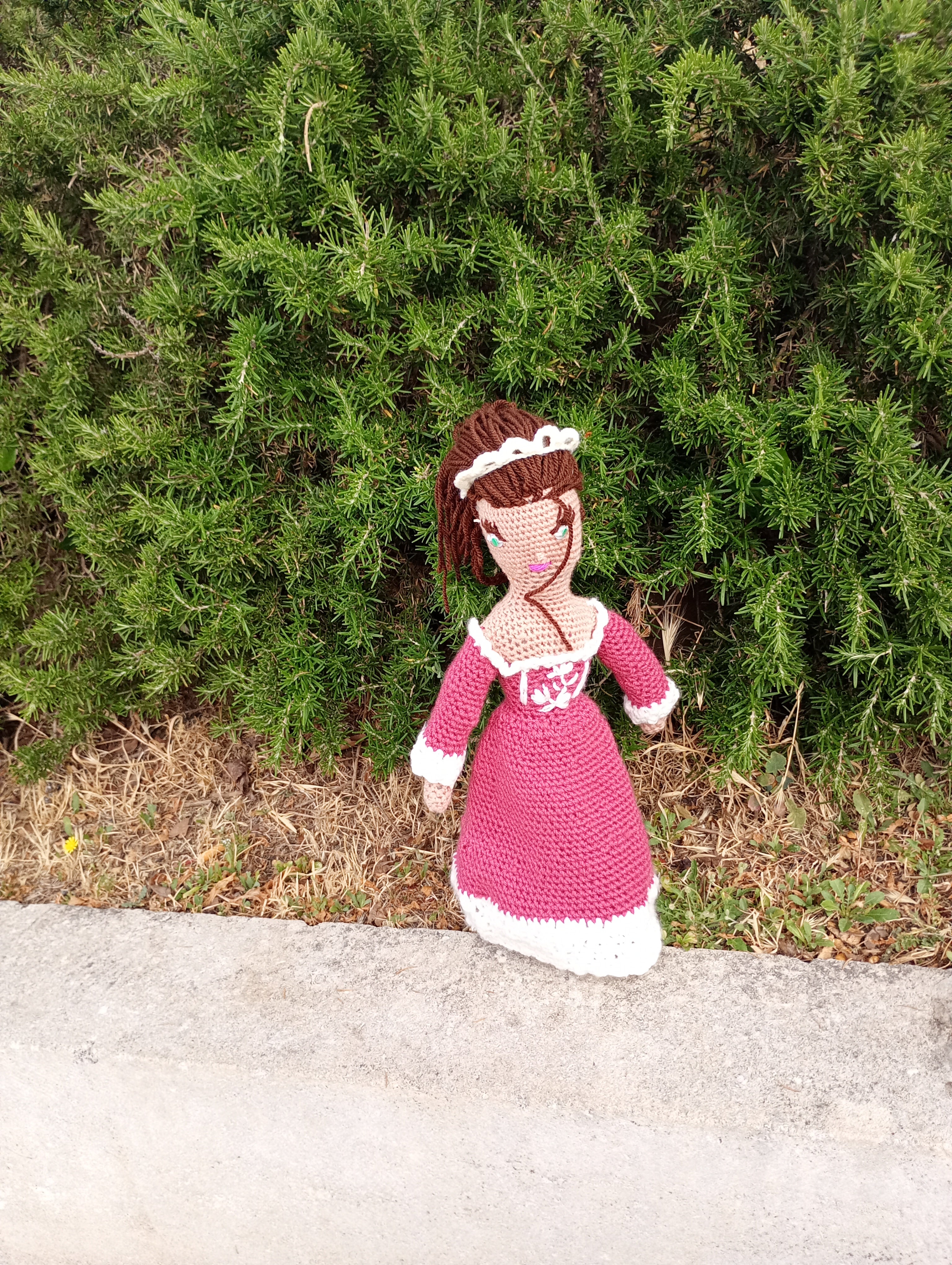 Popupe ecsclusive tricotr Catherine Medici55cm