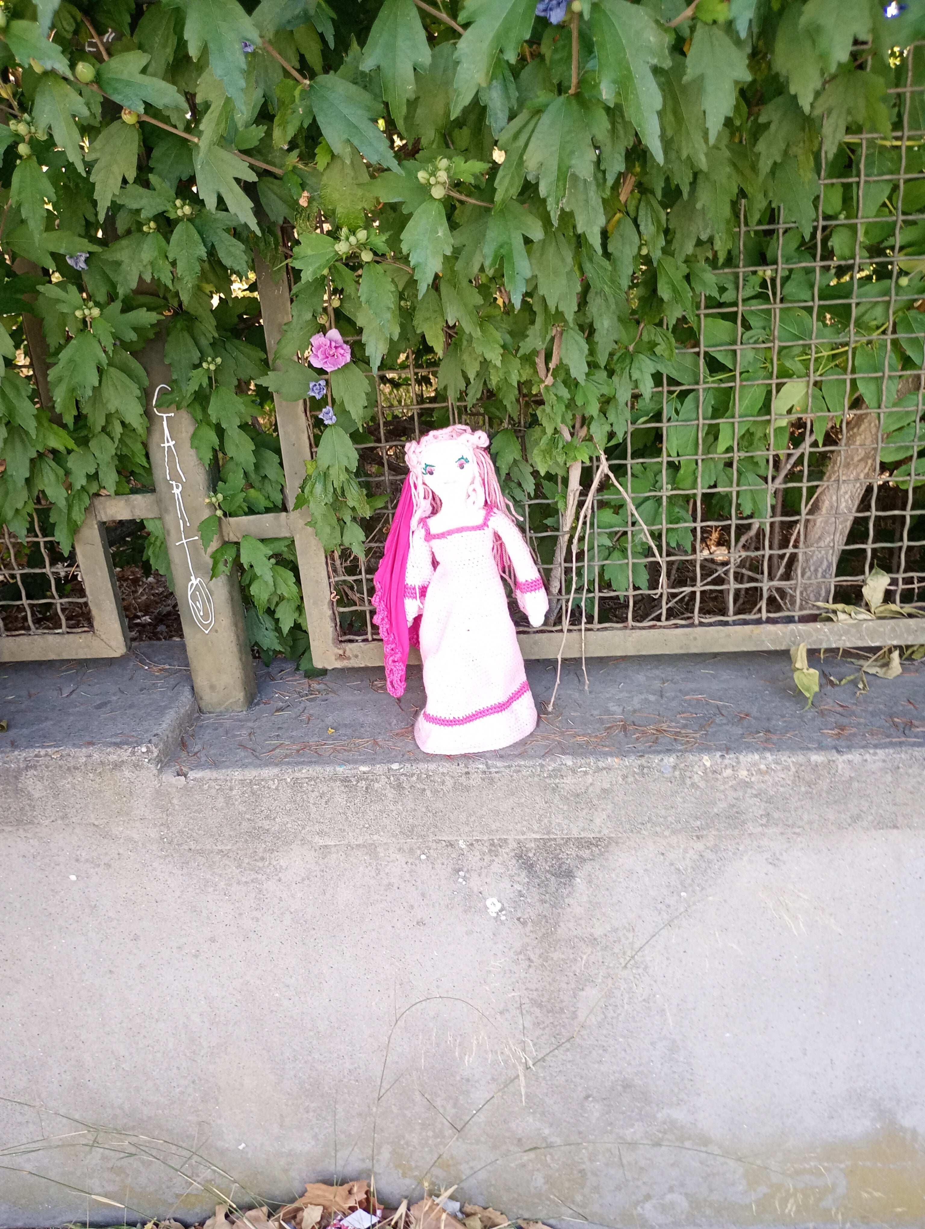 Poupe exsclusive crochet Anna Yarislavba _princesse de Kiev