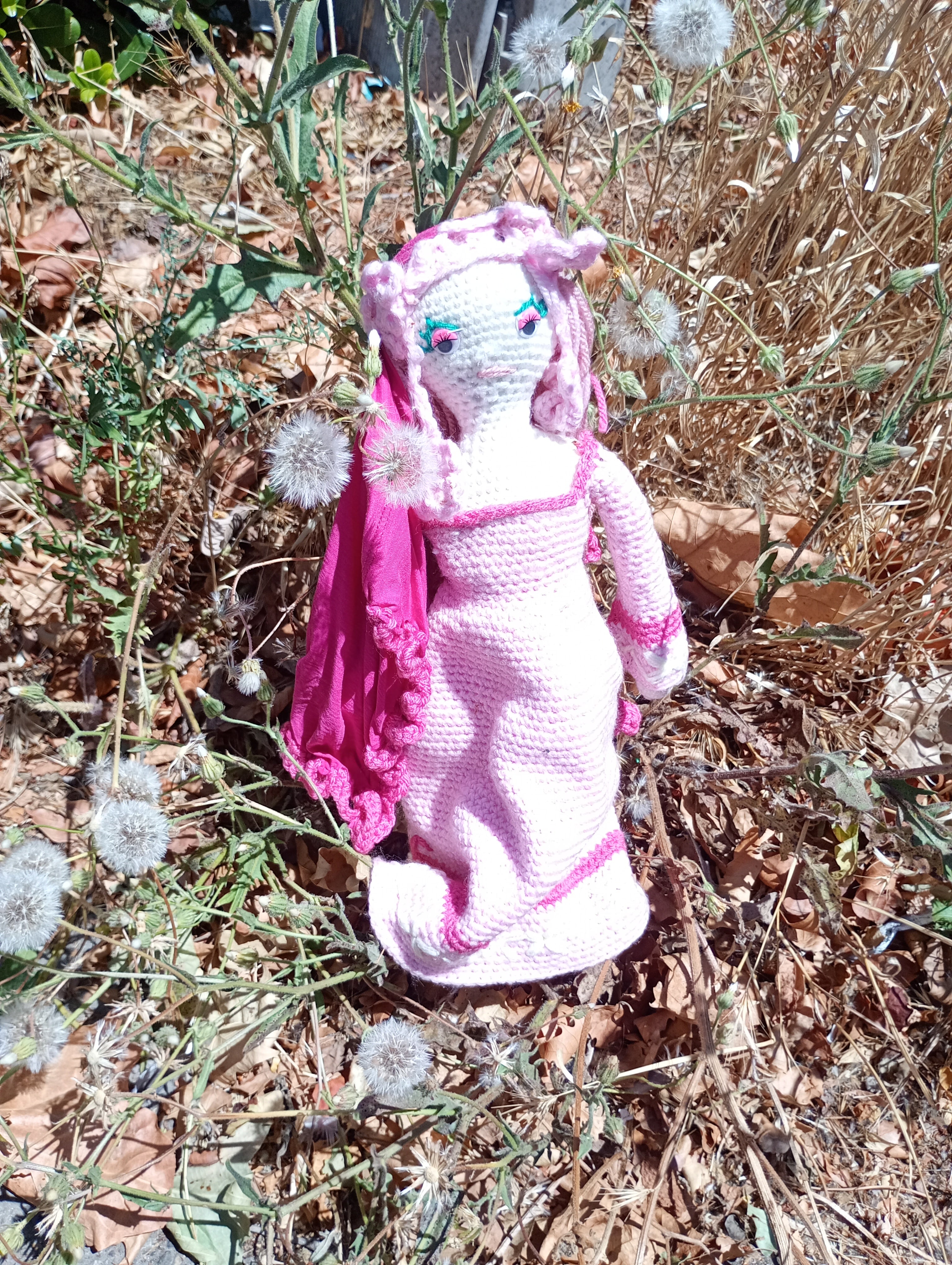 Poupe exsclusive crochet Anna Yarislavba _princesse de Kiev