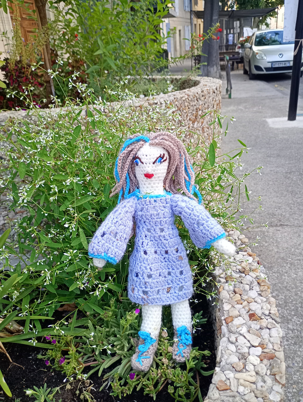 Poupee exsclisive crochet La Chercheuse 35cm