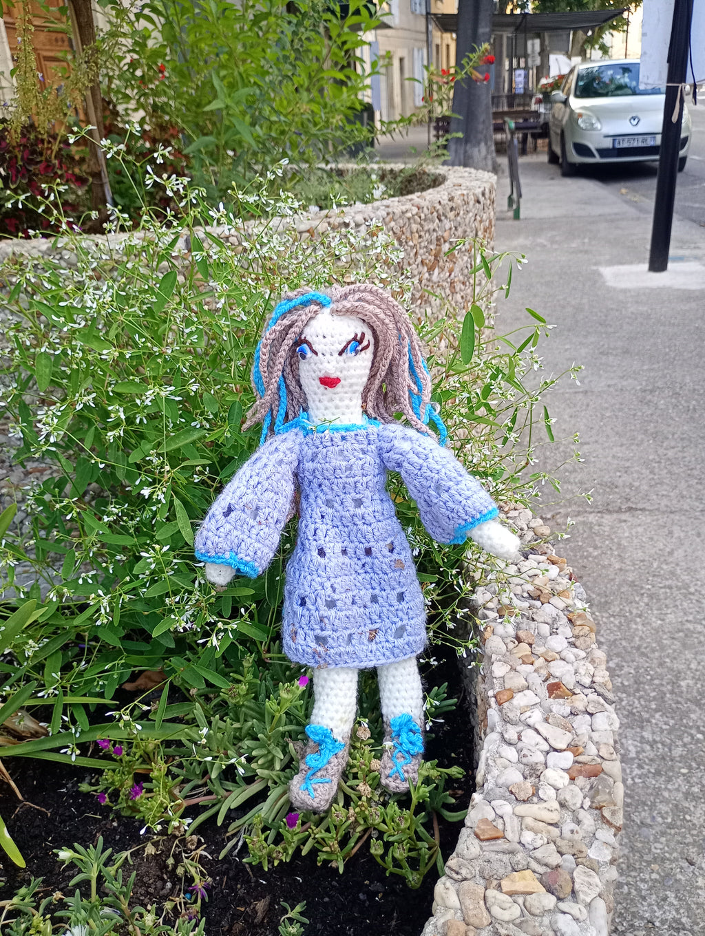 Poupee exsclisive crochet La Chercheuse 35cm