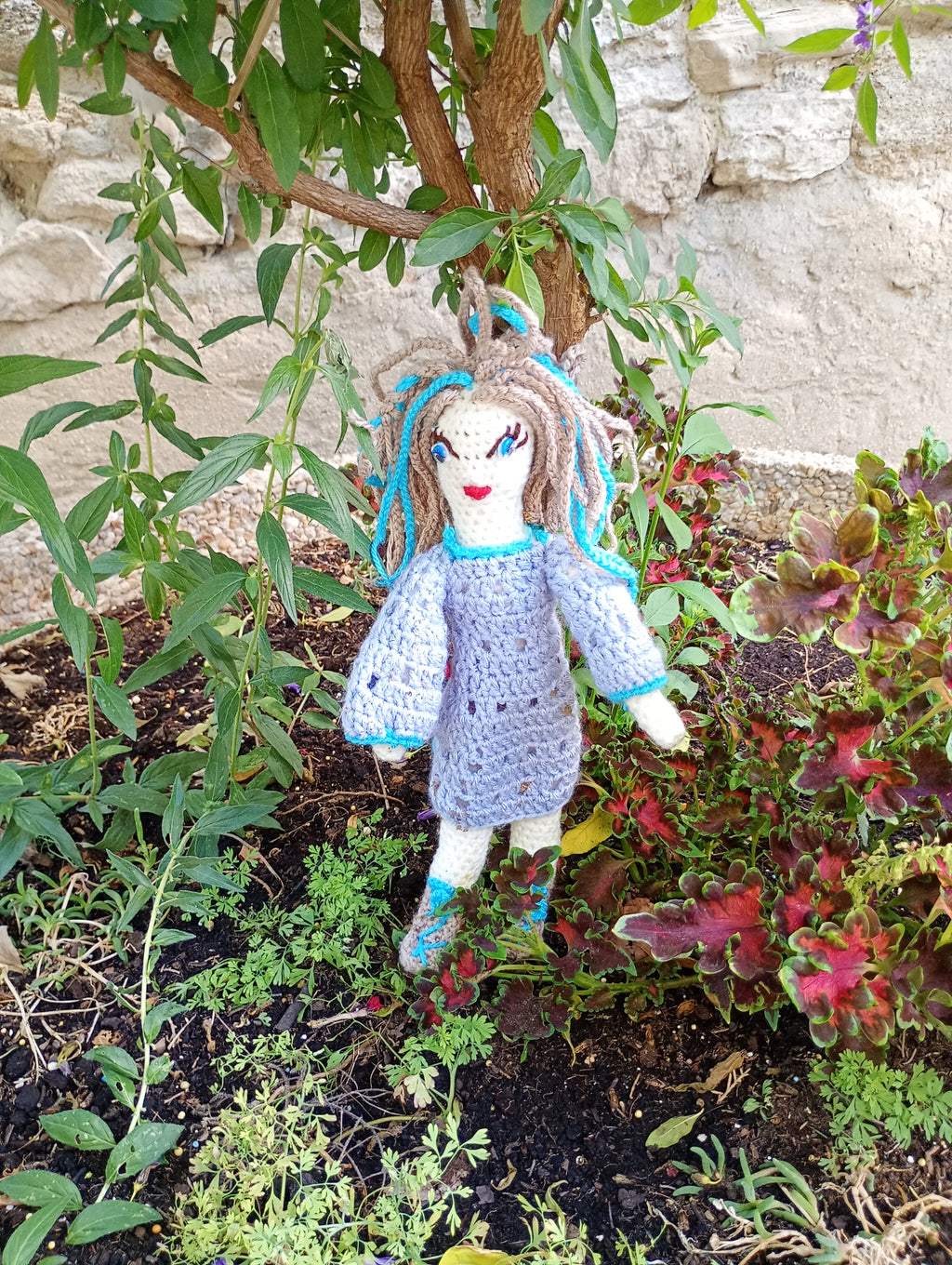 Poupee exsclisive crochet La Chercheuse 35cm