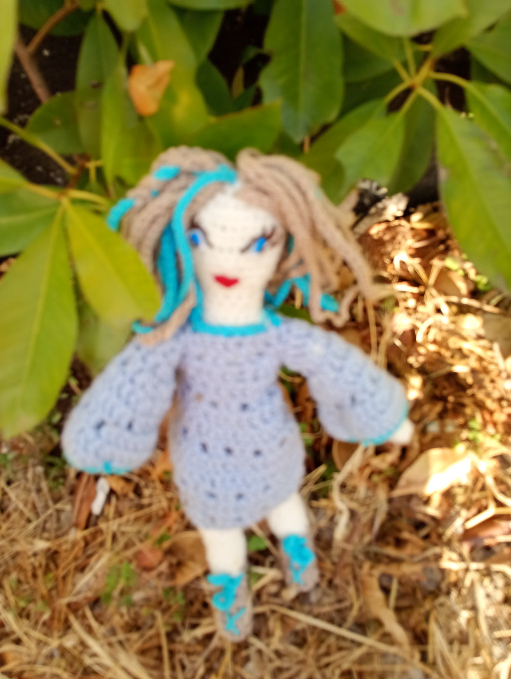 Poupee exsclisive crochet La Chercheuse 35cm