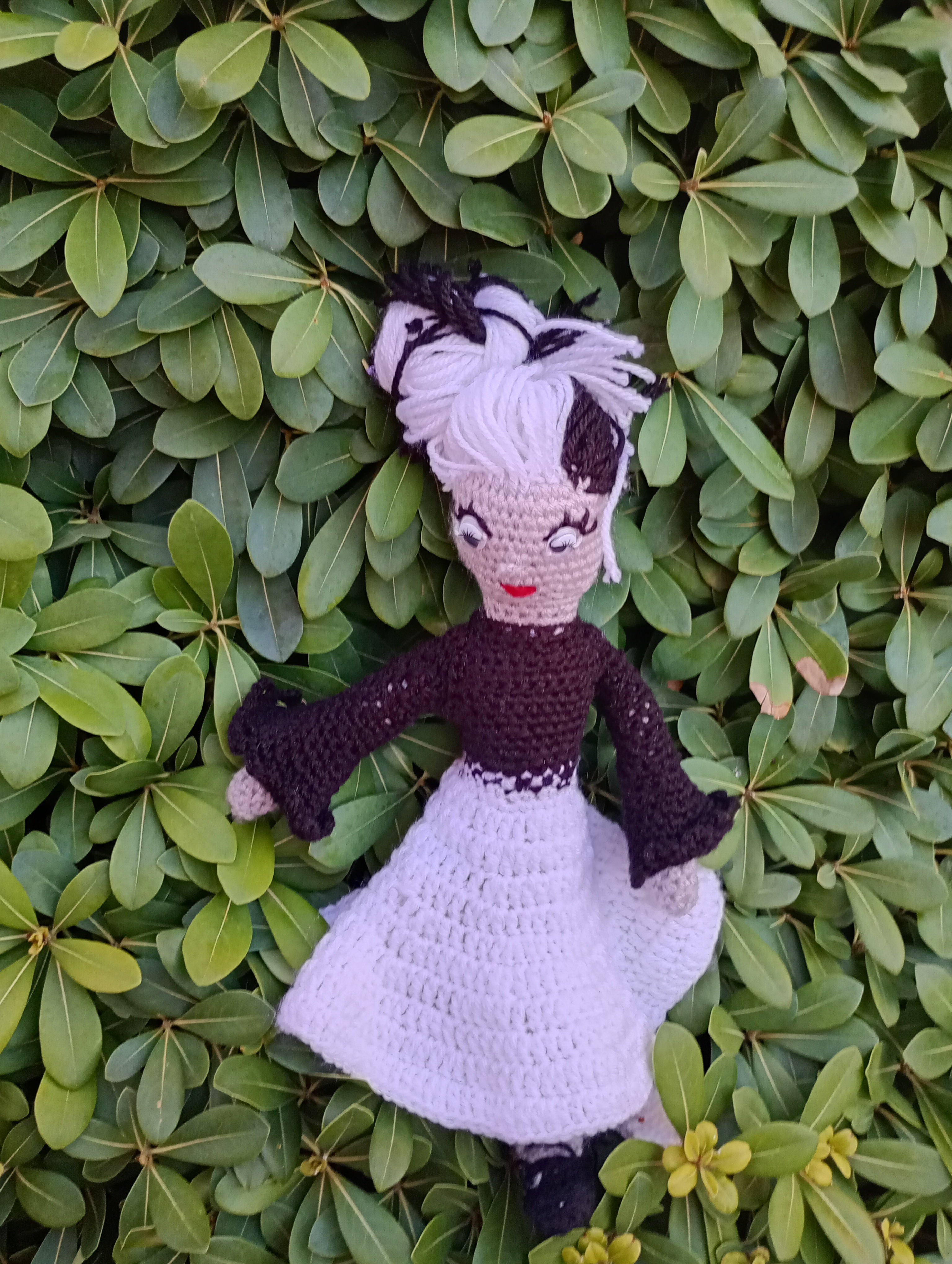 Poupe exsclusive crochet Gardienne de la frontiere mtiere 35cm