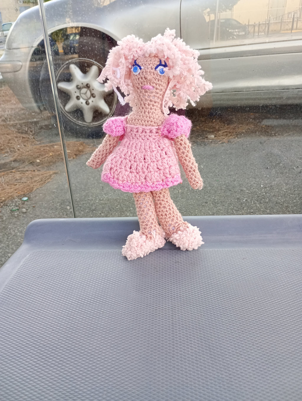 Poupe exsclusive crochet Gardienne de la Lumiere et fu Mond25cm