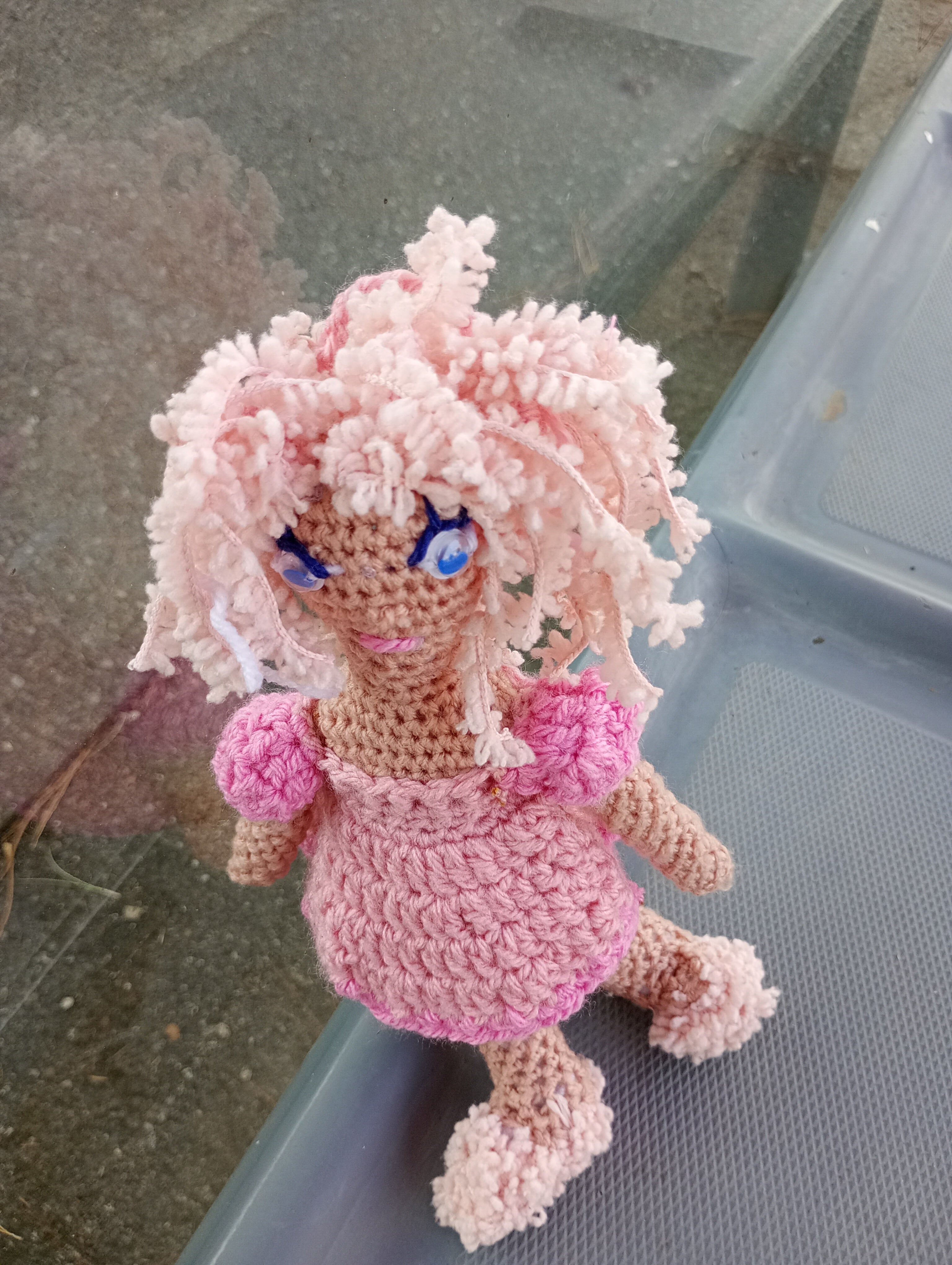 Poupe exsclusive crochet Gardienne de la Lumiere et fu Mond25cm