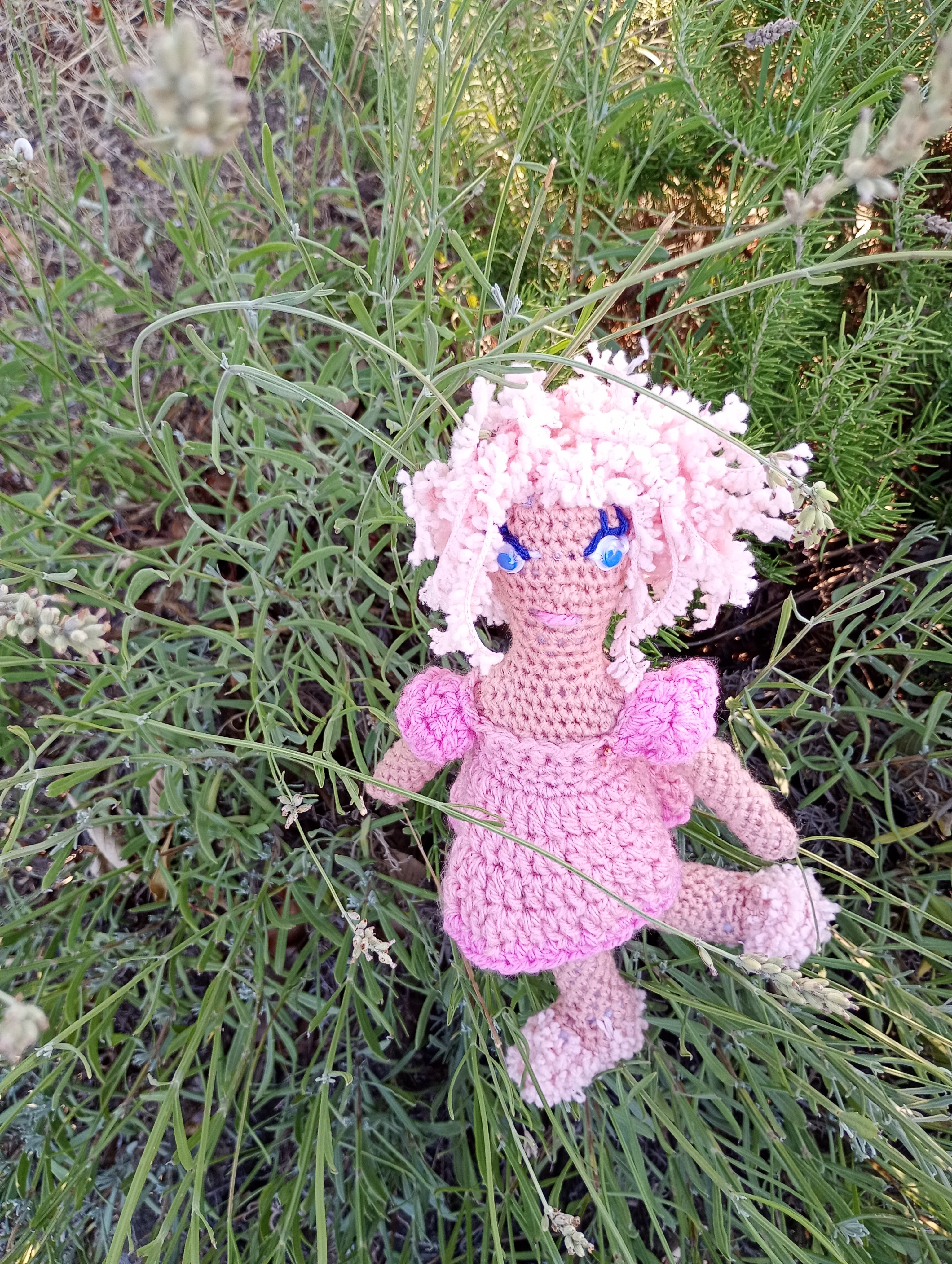 Poupe exsclusive crochet Gardienne de la Lumiere et fu Mond25cm