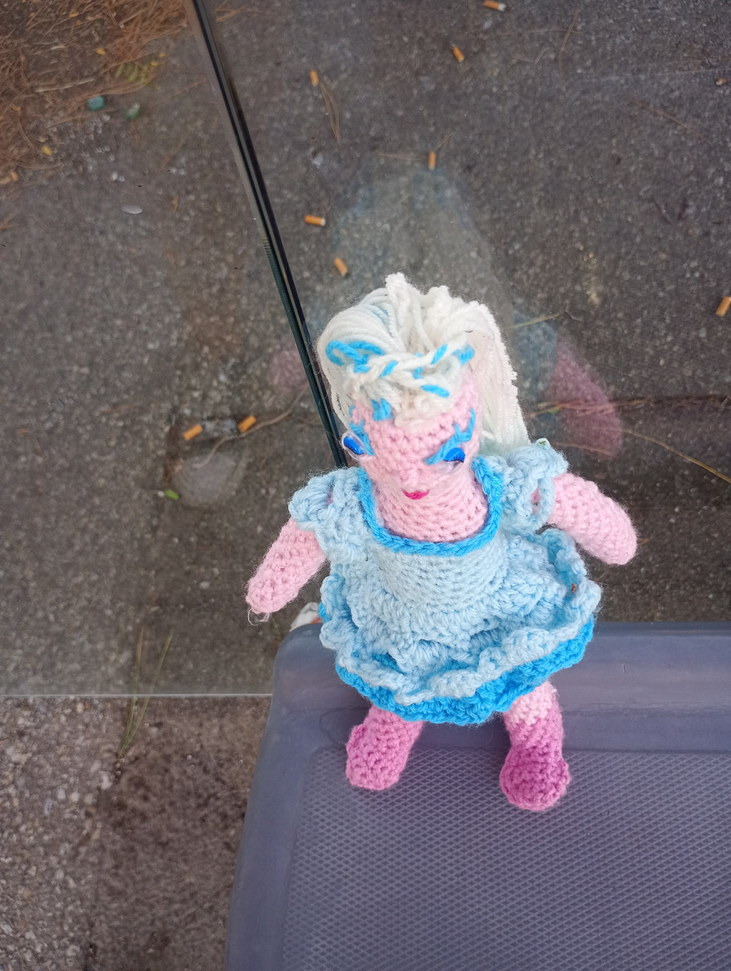 Poupe exsclusive crochet. Takis Muse d'unspirasion