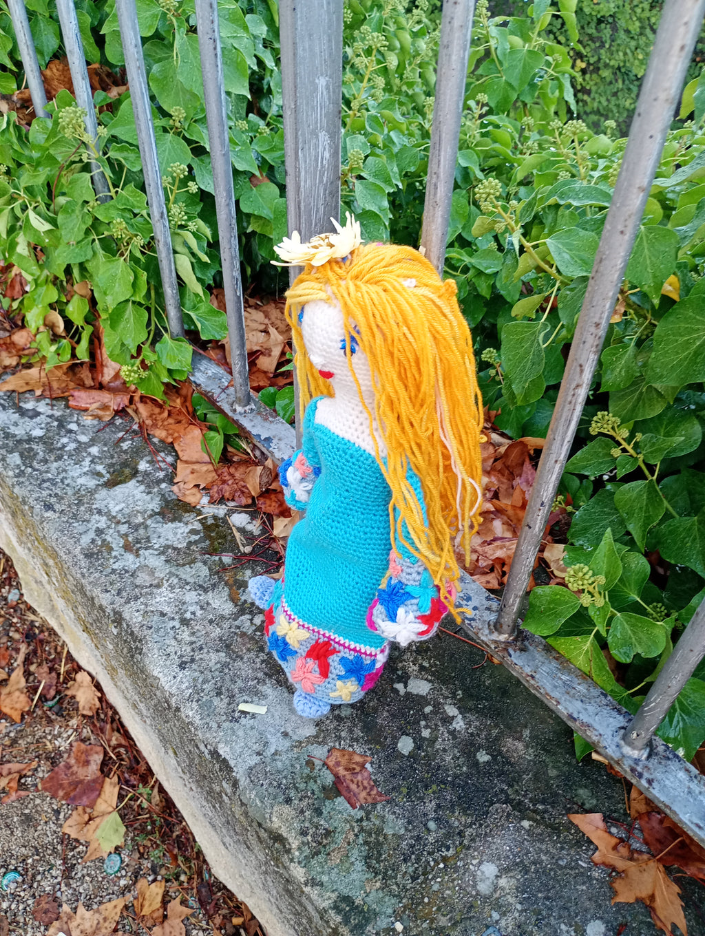 Poupe exsclusive crochet la Verge d'Awuamarinre 55cm