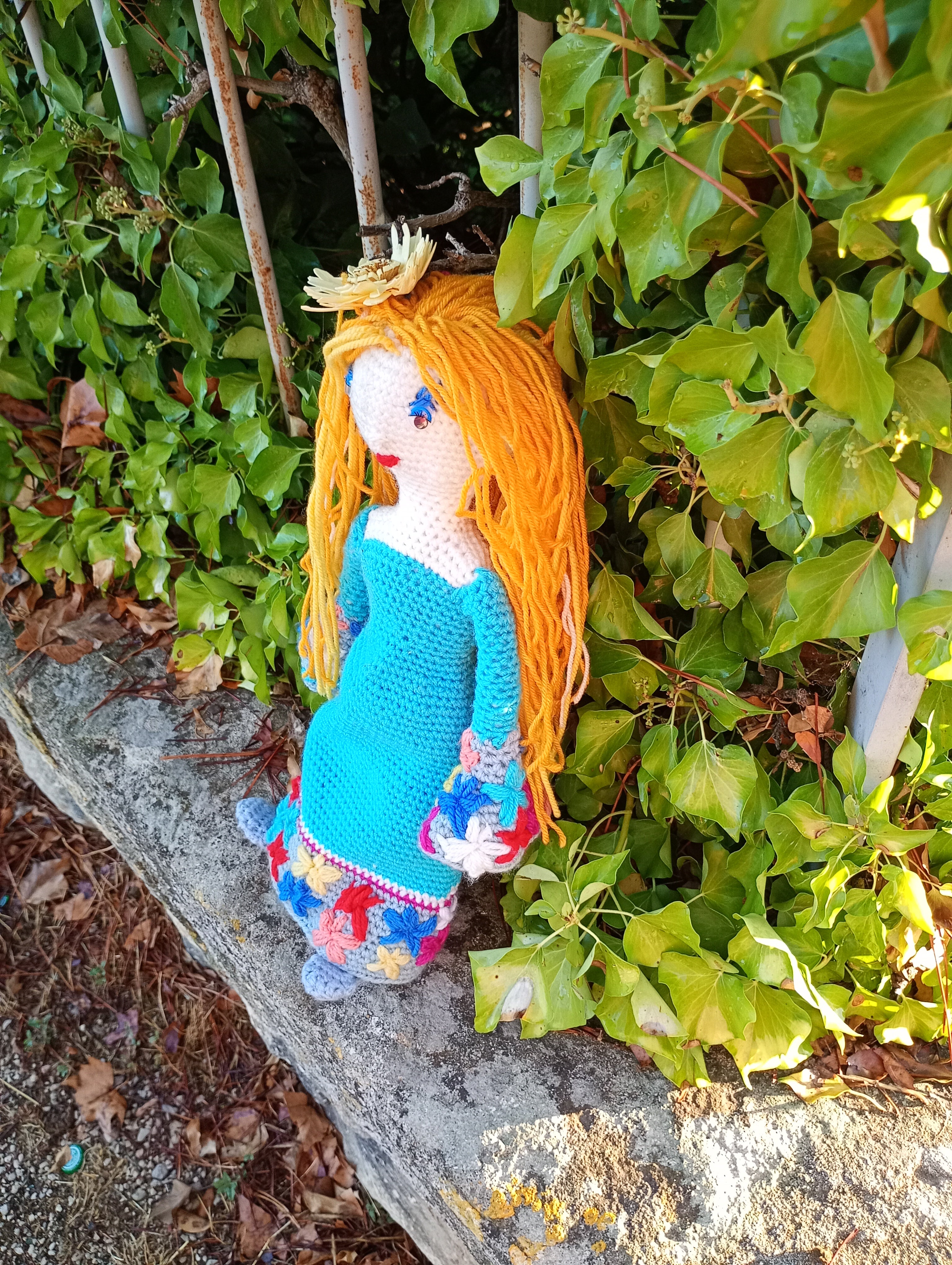 Poupe exsclusive crochet la Verge d'Awuamarinre 55cm