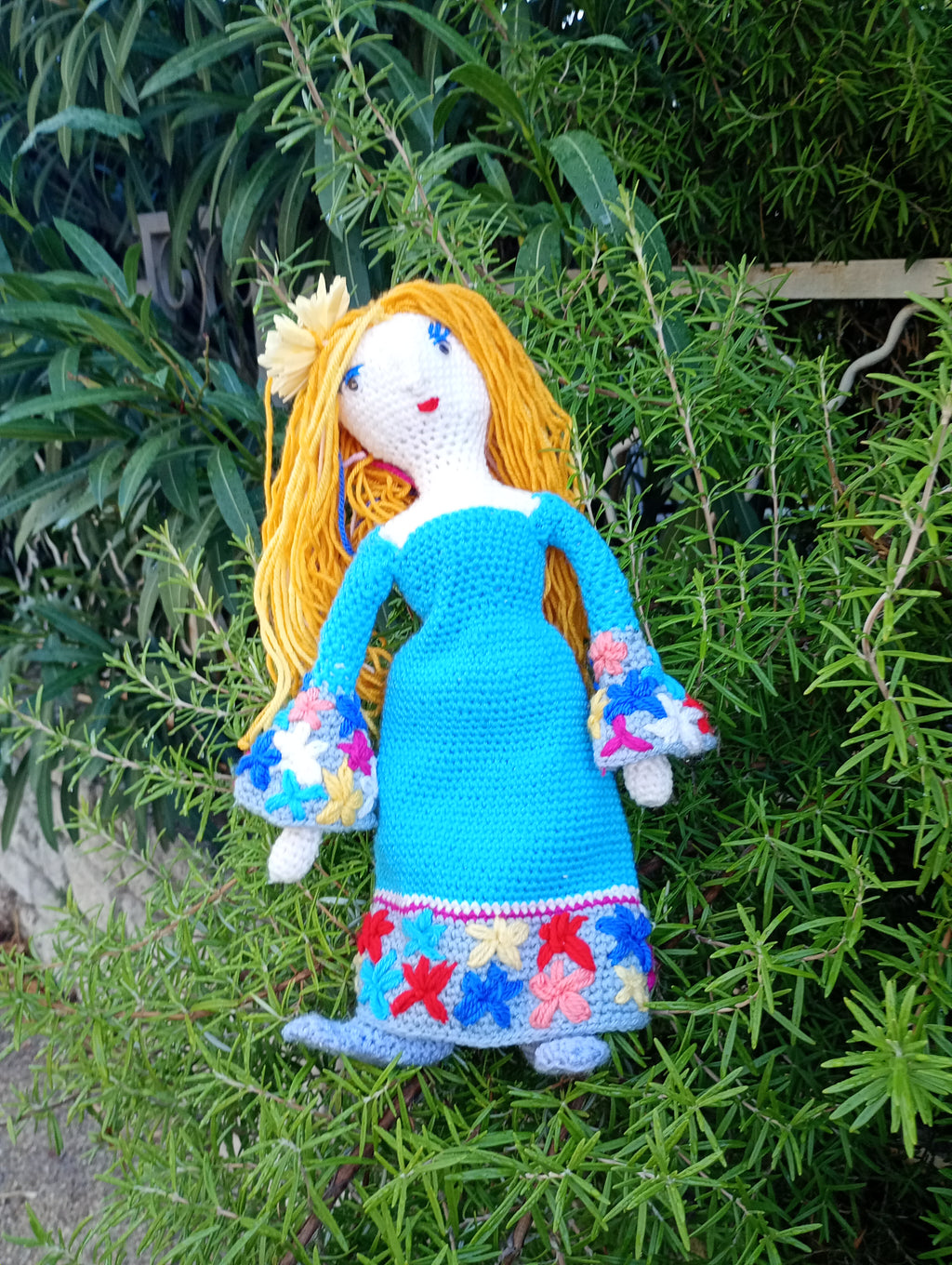 Poupe exsclusive crochet la Verge d'Awuamarinre 55cm