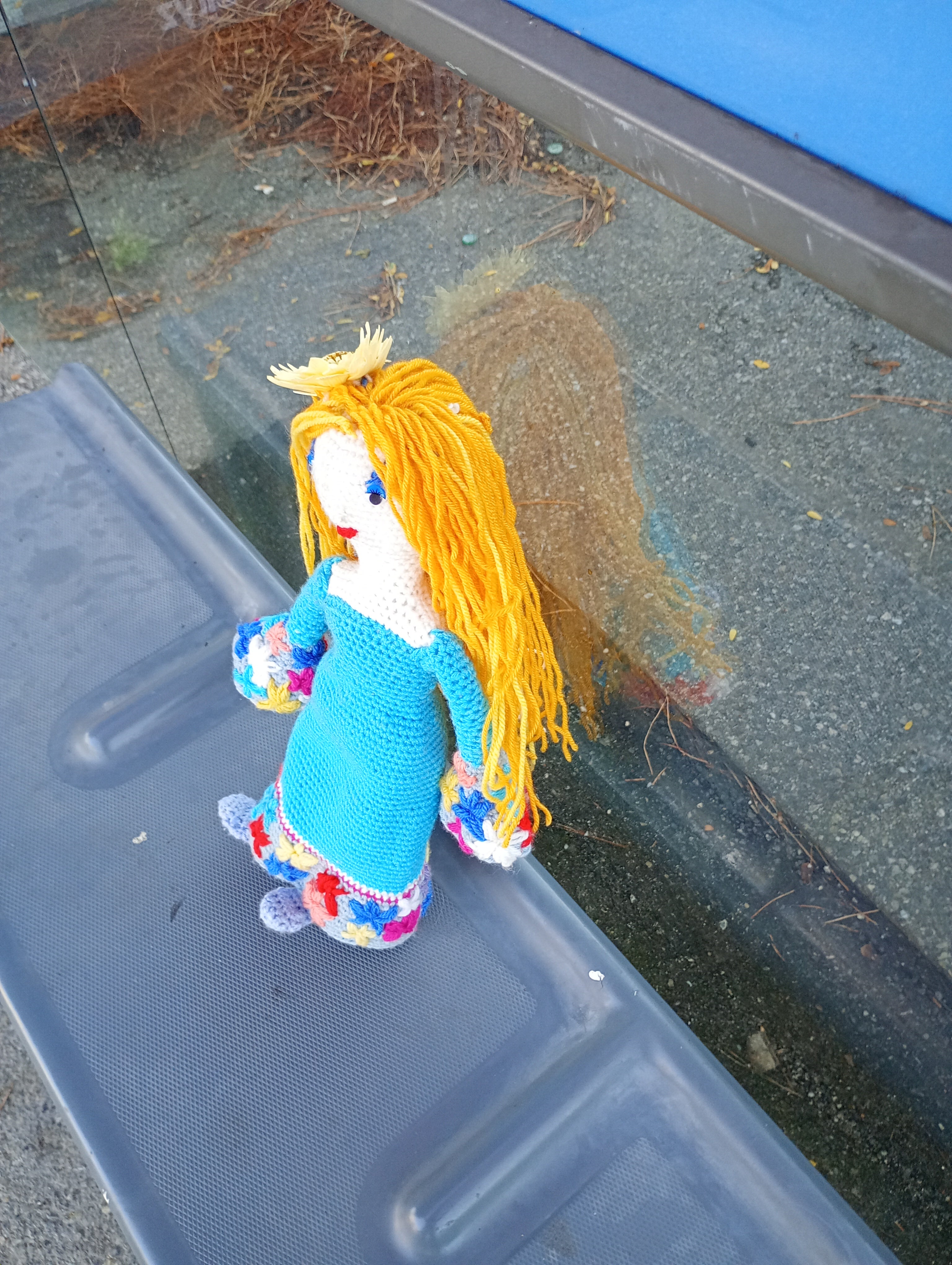 Poupe exsclusive crochet la Verge d'Awuamarinre 55cm