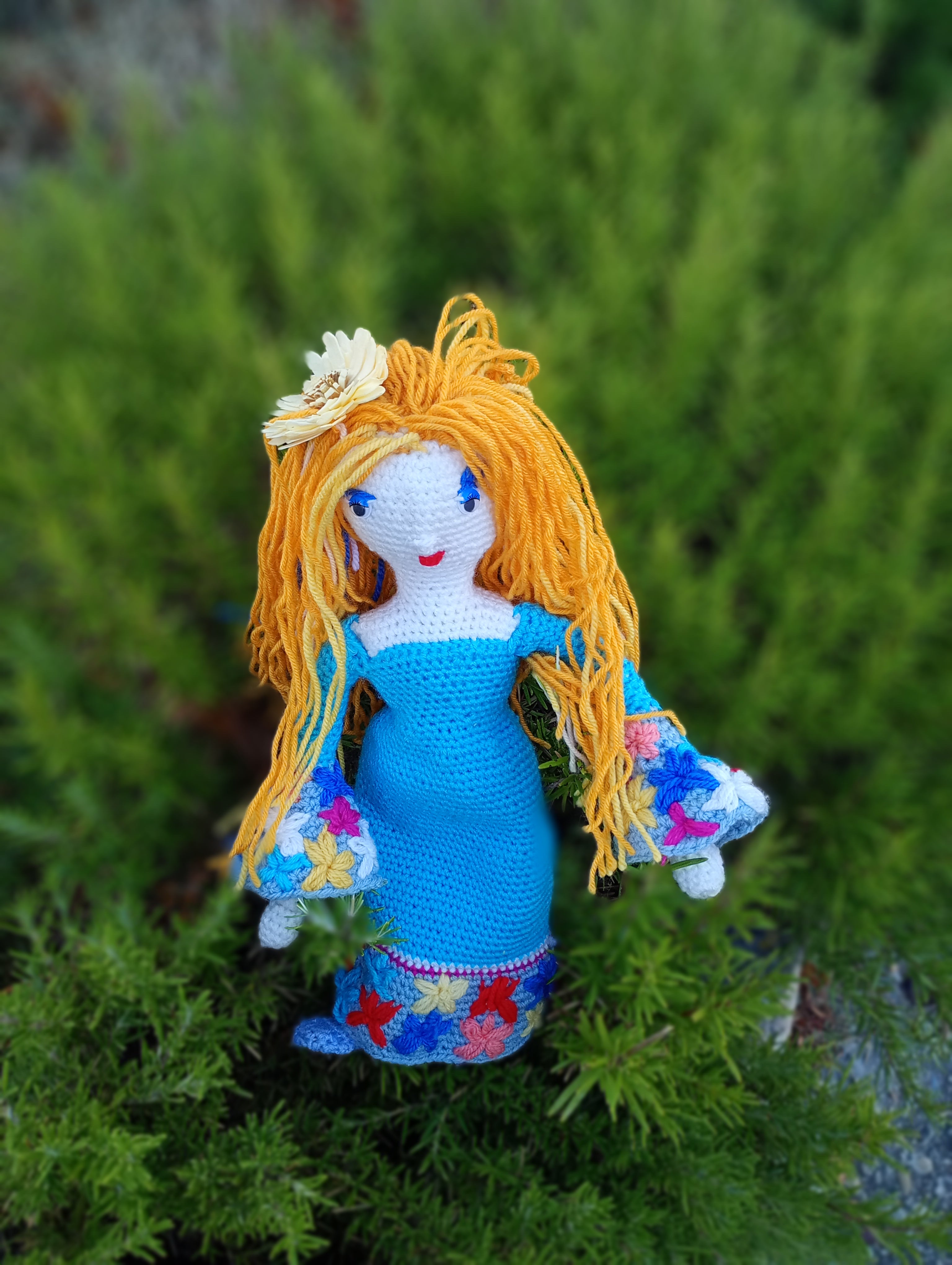 Poupe exsclusive crochet la Verge d'Awuamarinre 55cm