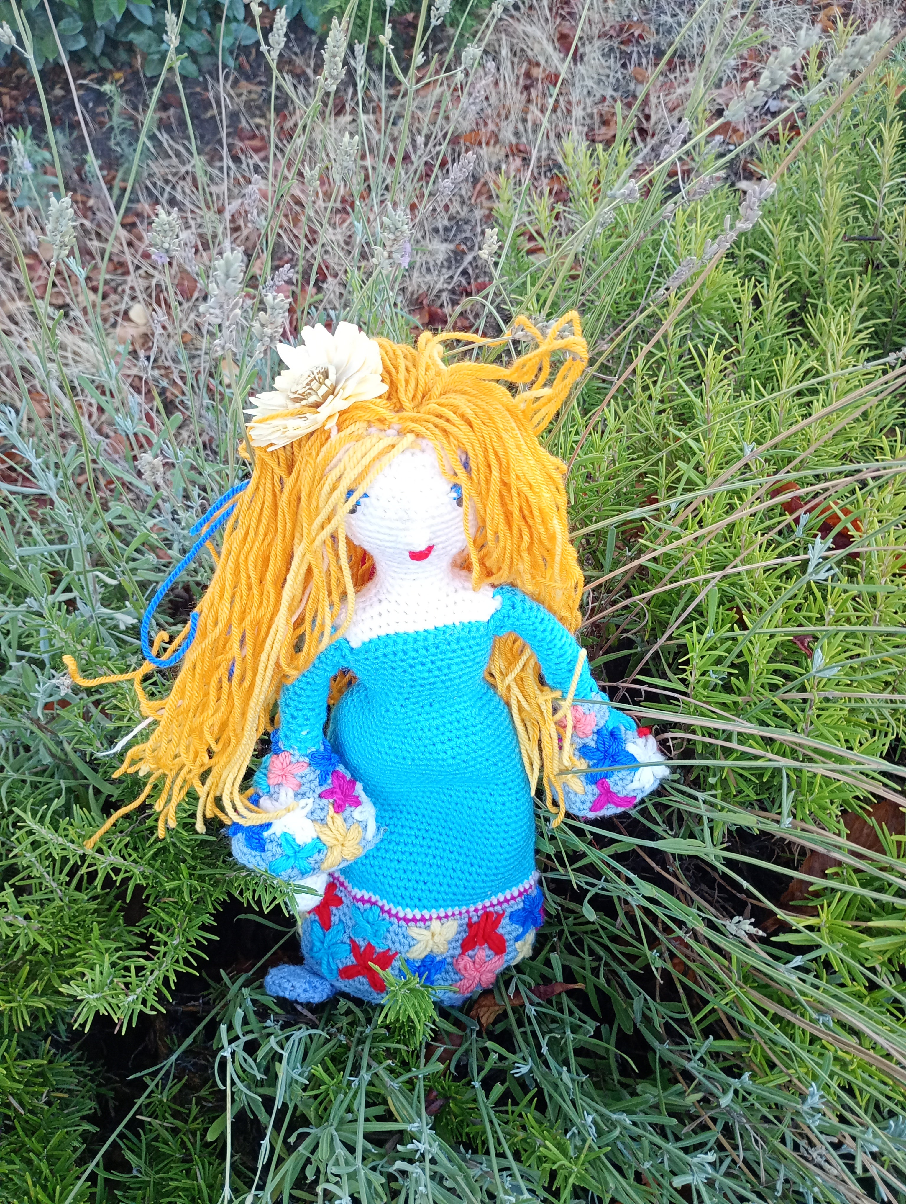 Poupe exsclusive crochet la Verge d'Awuamarinre 55cm