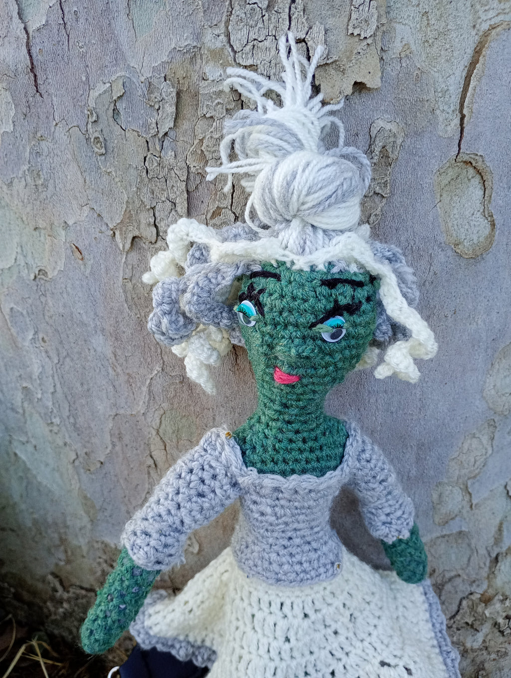 Poupe exsclusive crochet Tablet of Time