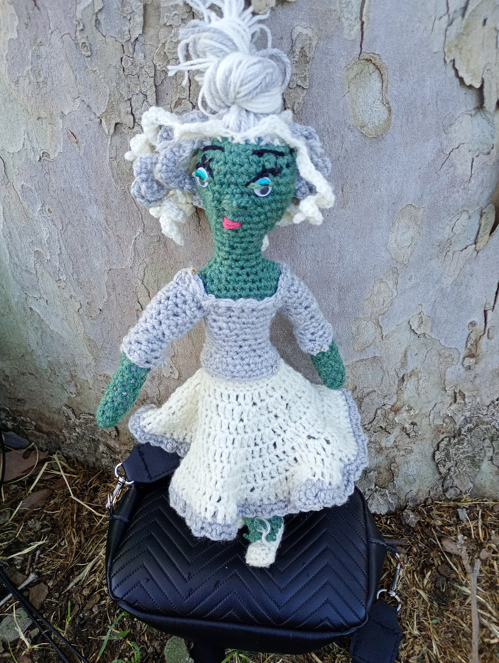 Poupe exsclusive crochet Tablet of Time