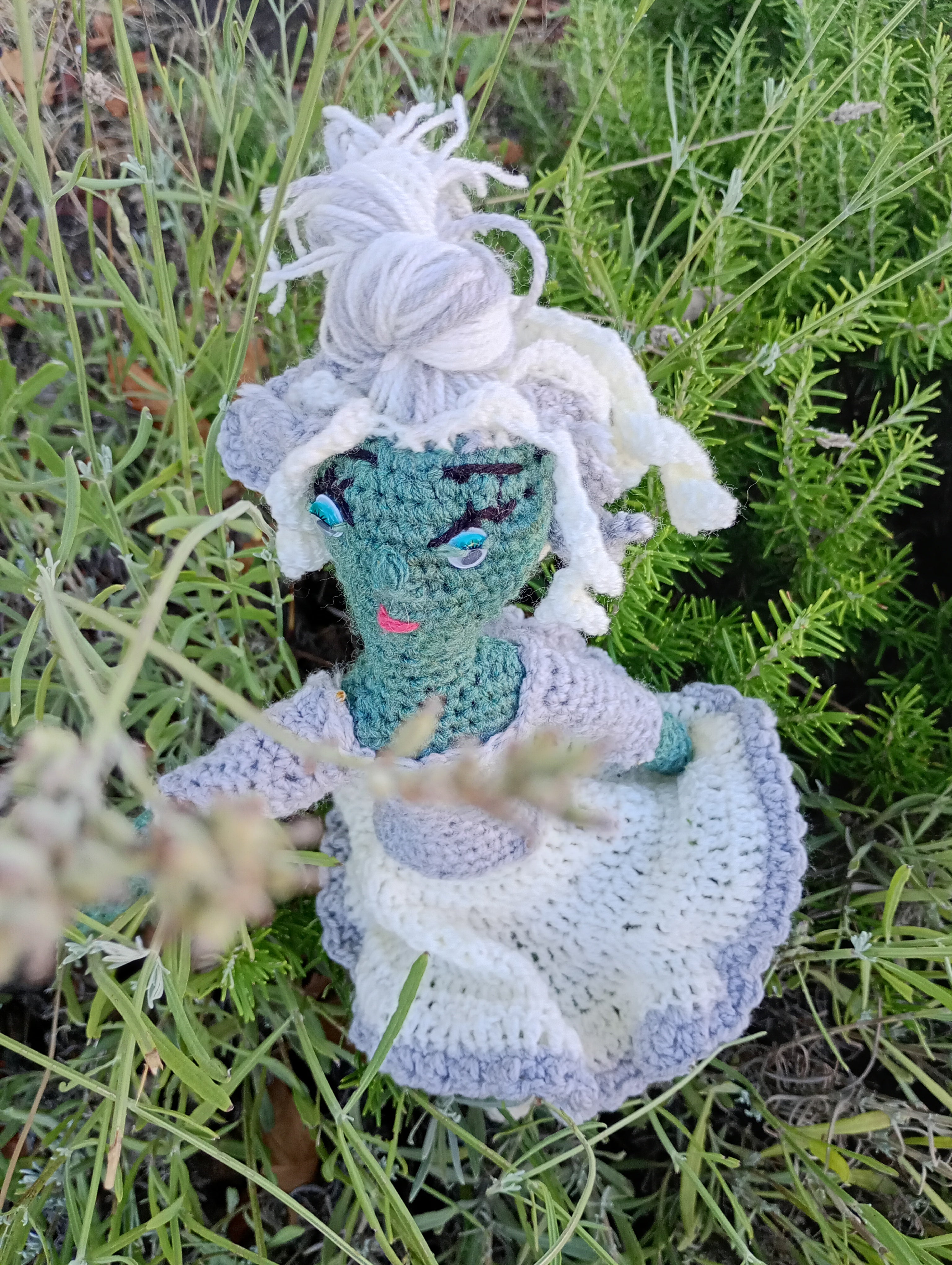 Poupe exsclusive crochet Tablet of Time