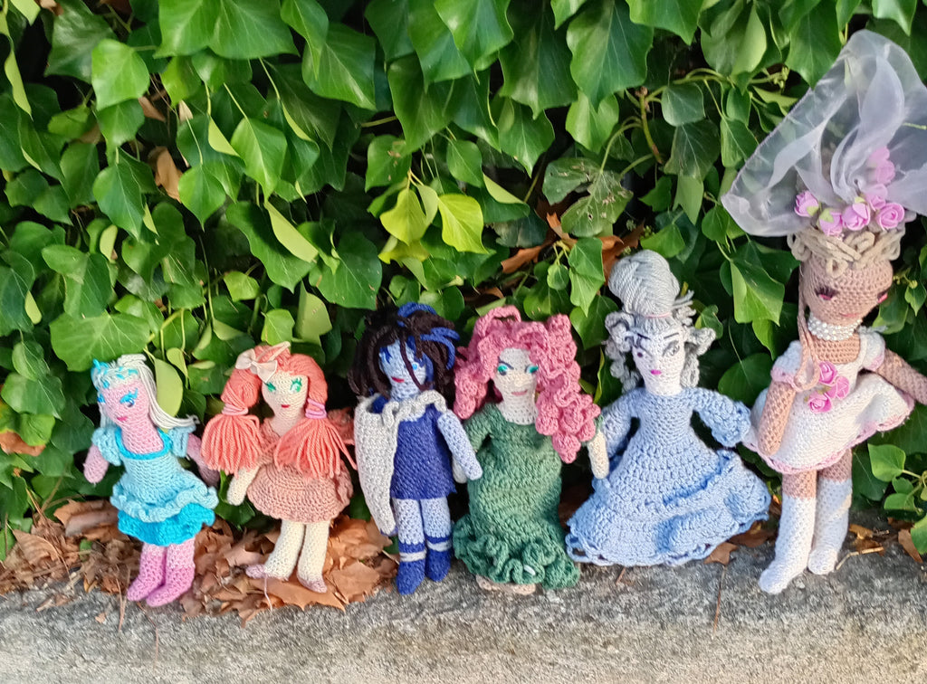 Poupees uniquemen crochet  Musrs gardiennrs dr l'ame 25cm-6musrs