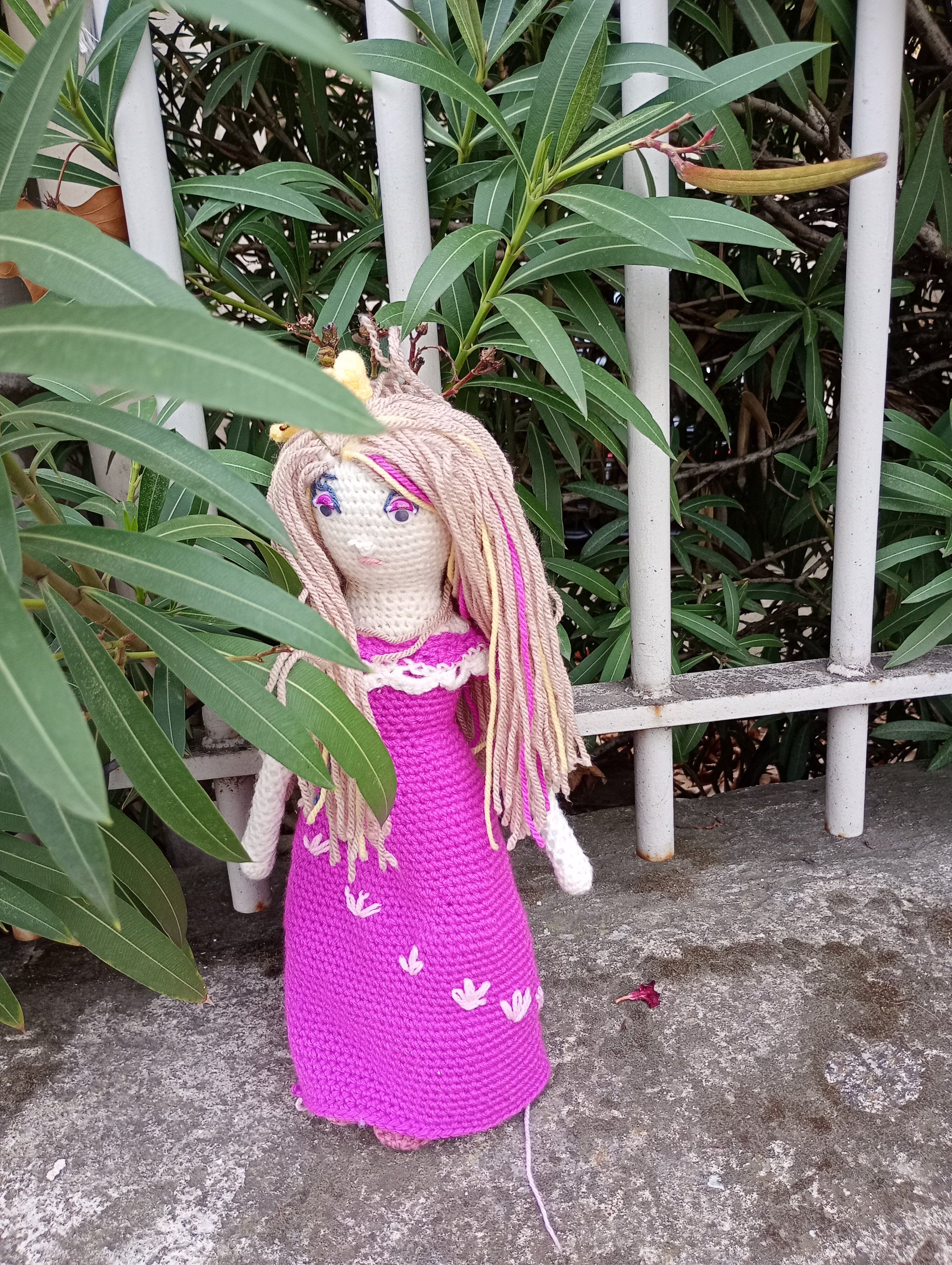 Poupe exsclusive crochet poupe Nesmijane 55cm