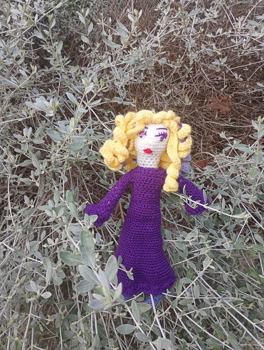 Poupee exsclisive crochet Tablette fr la Sagesde35cm