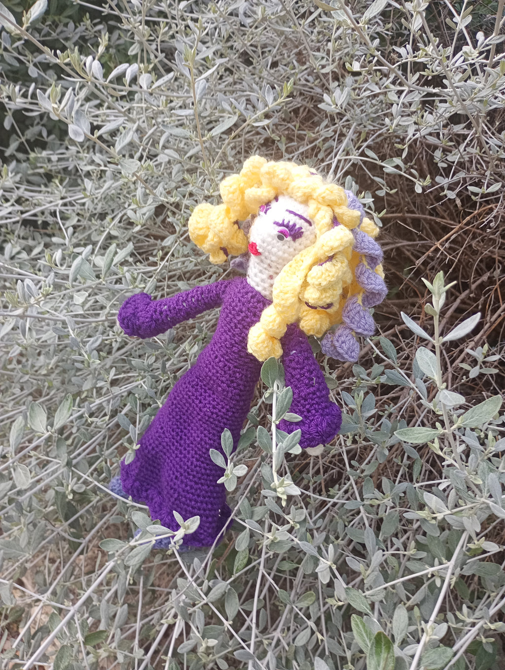 Poupee exsclisive crochet Tablette fr la Sagesde35cm