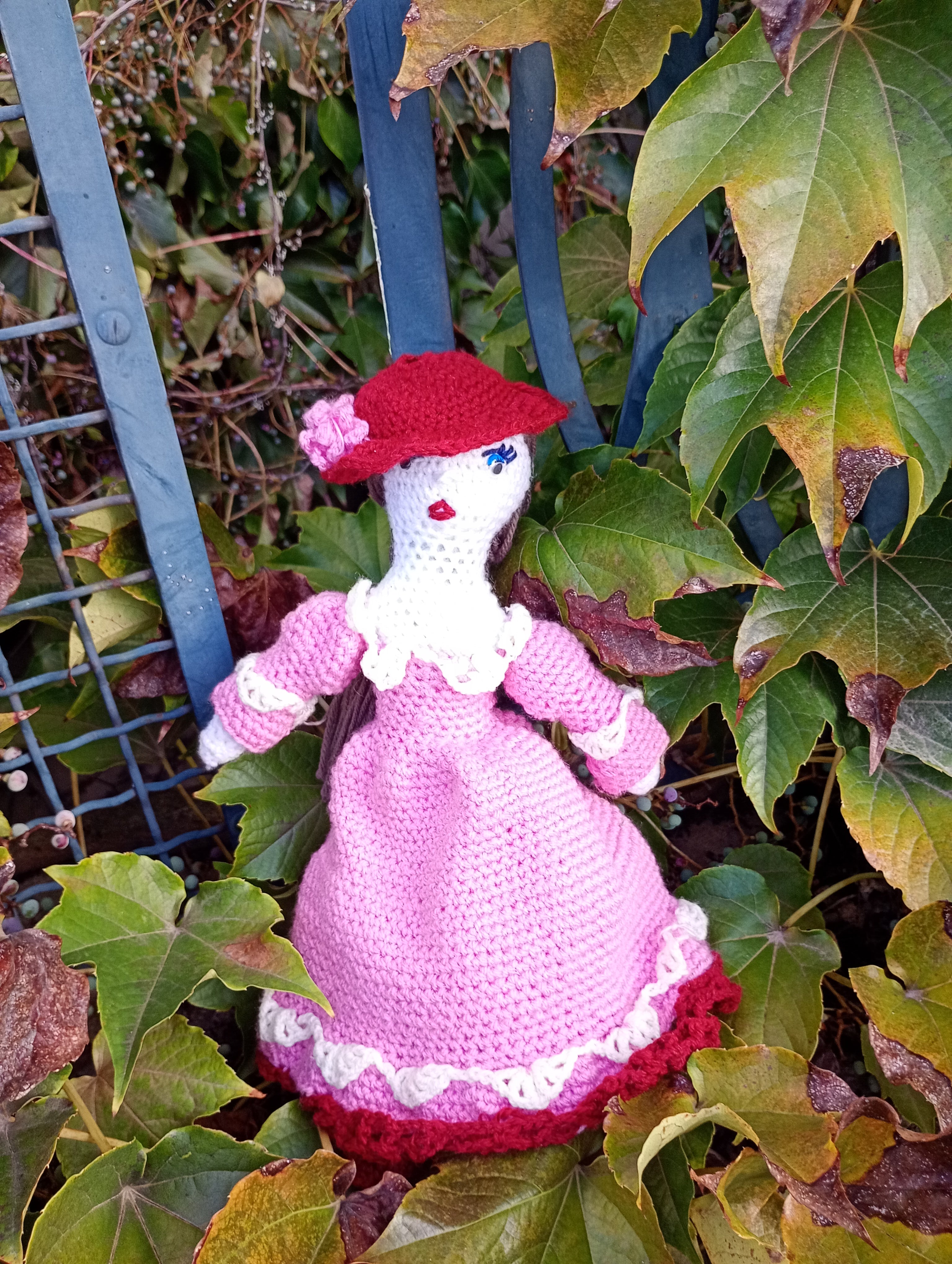 Des poupees   uniquemen crochet MadameVaucluse 35cm