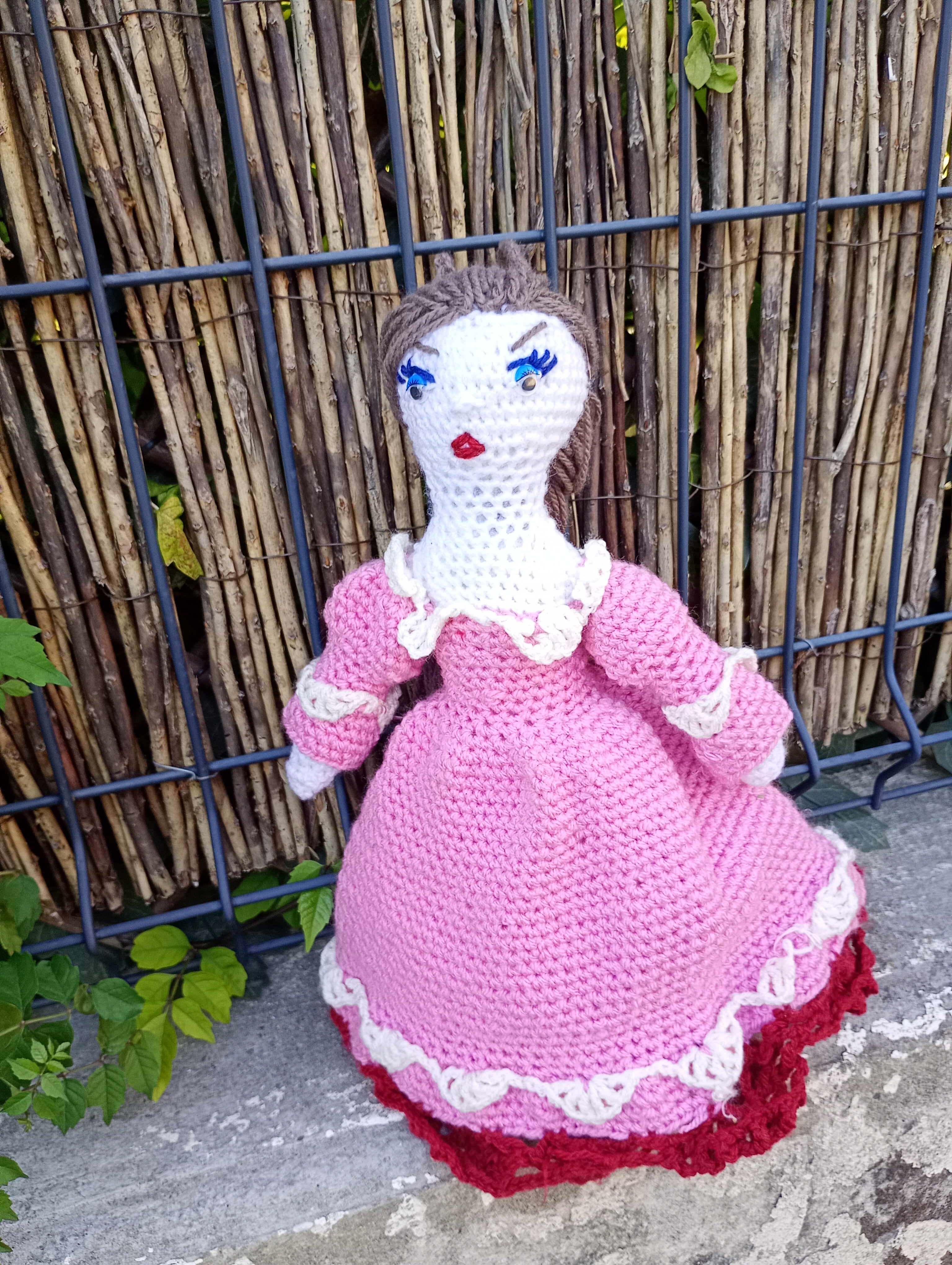 Des poupees   uniquemen crochet MadameVaucluse 35cm