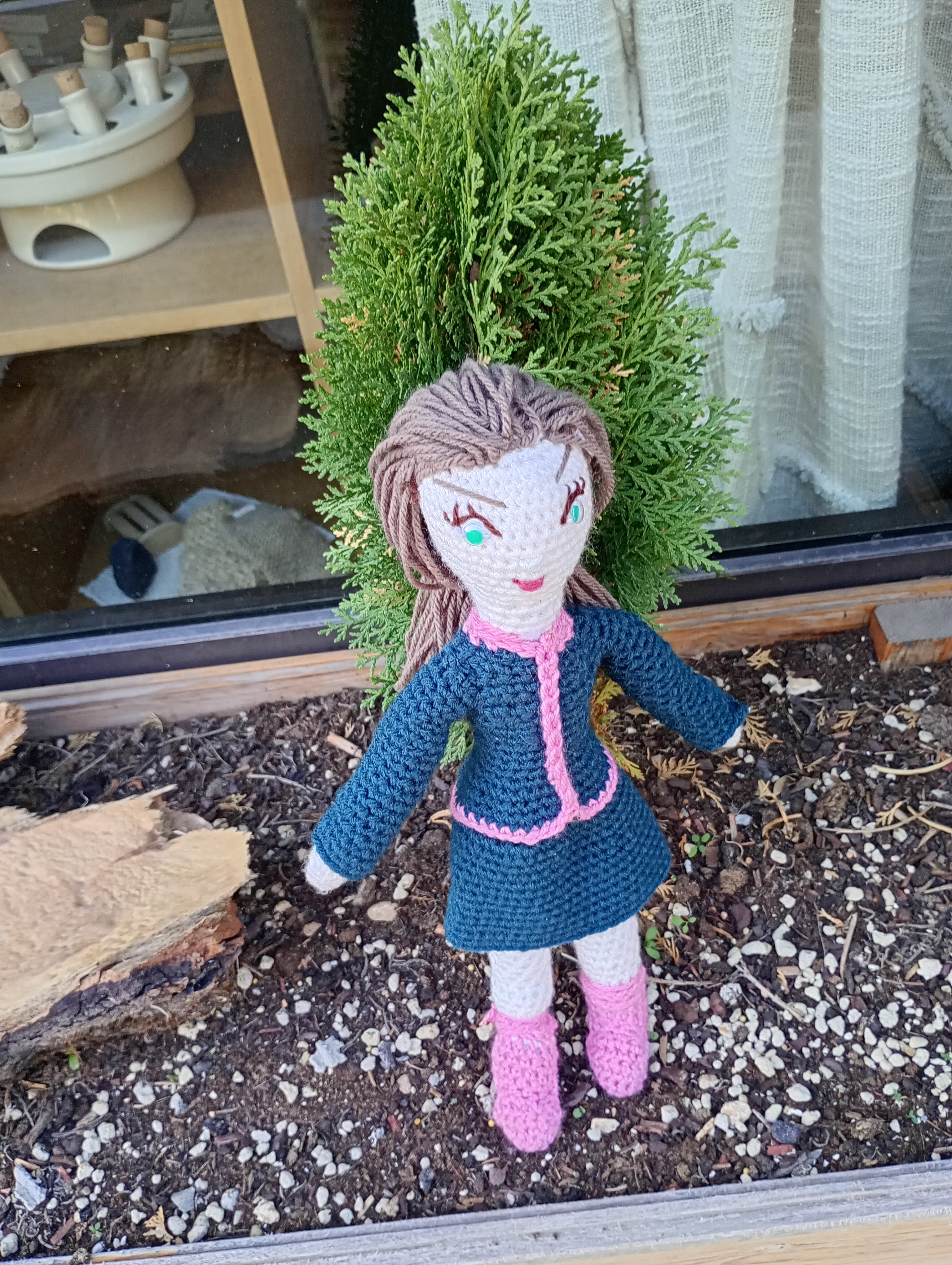 Poupe exsclusive crochet collection drs maitred du monde Elise d'elryr 35cm