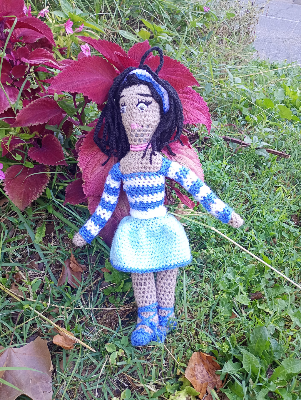 Poupe exsclusive crochet  mafame Msrseiile