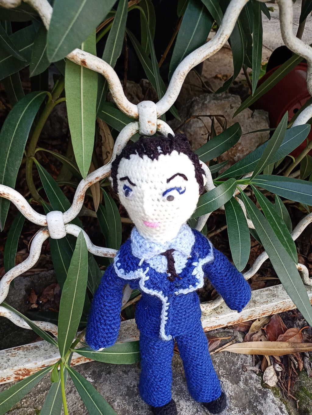 Poupe exsclusive crochet l'investisseir mecrnr36cm