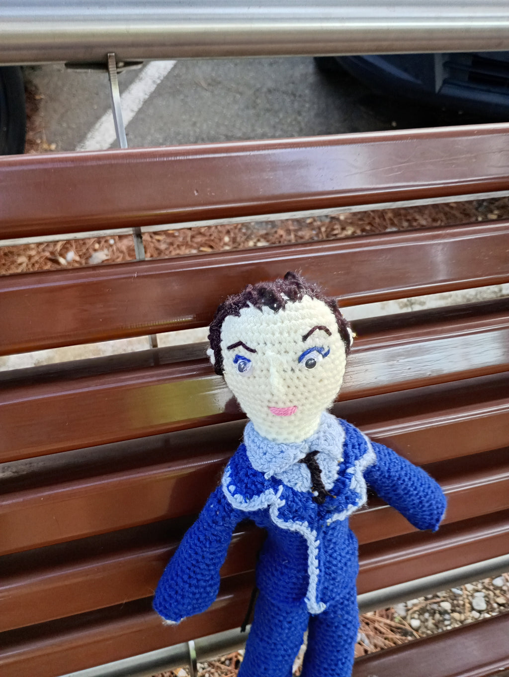 Poupe exsclusive crochet l'investisseir mecrnr36cm