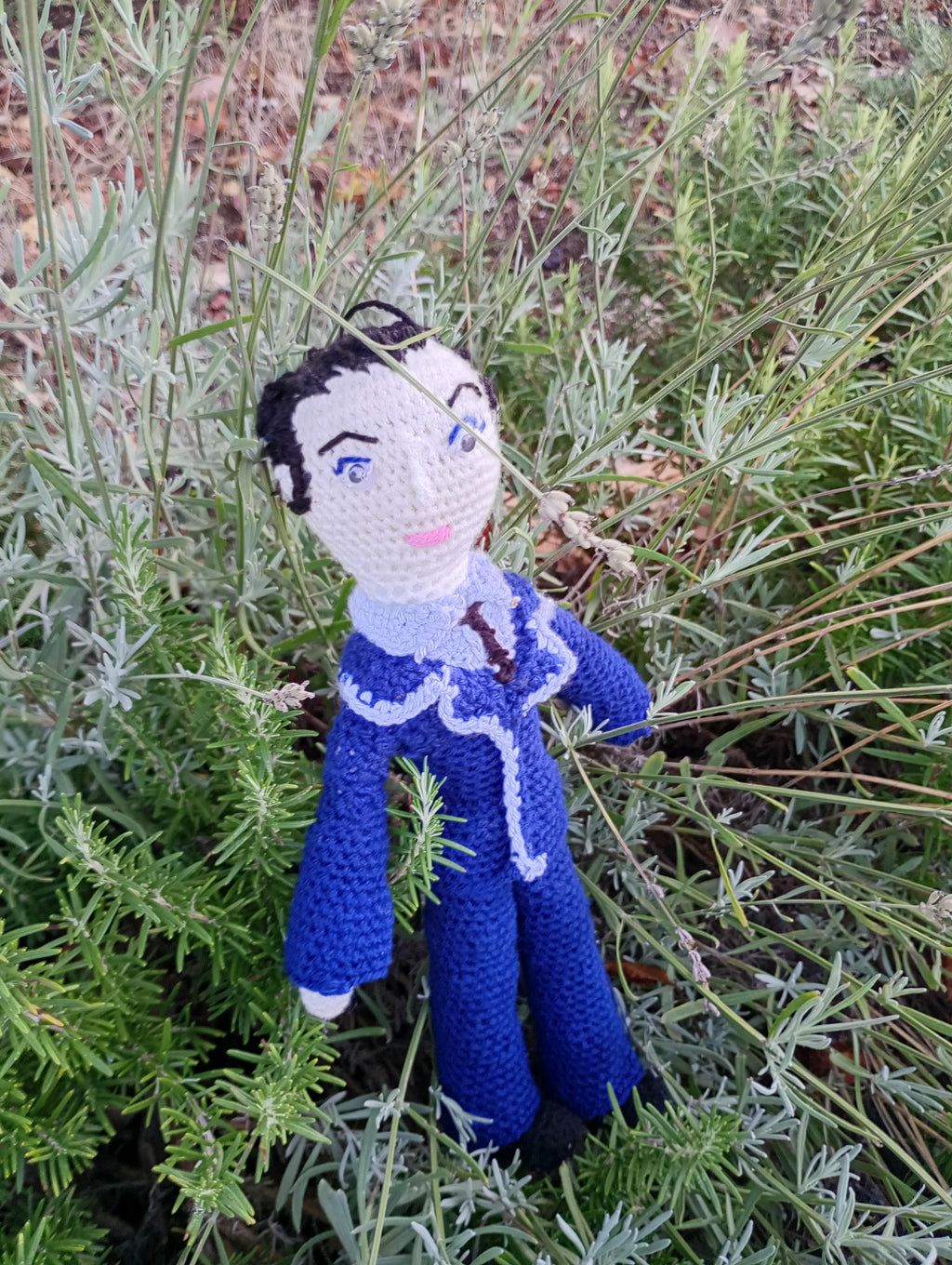 Poupe exsclusive crochet l'investisseir mecrnr36cm