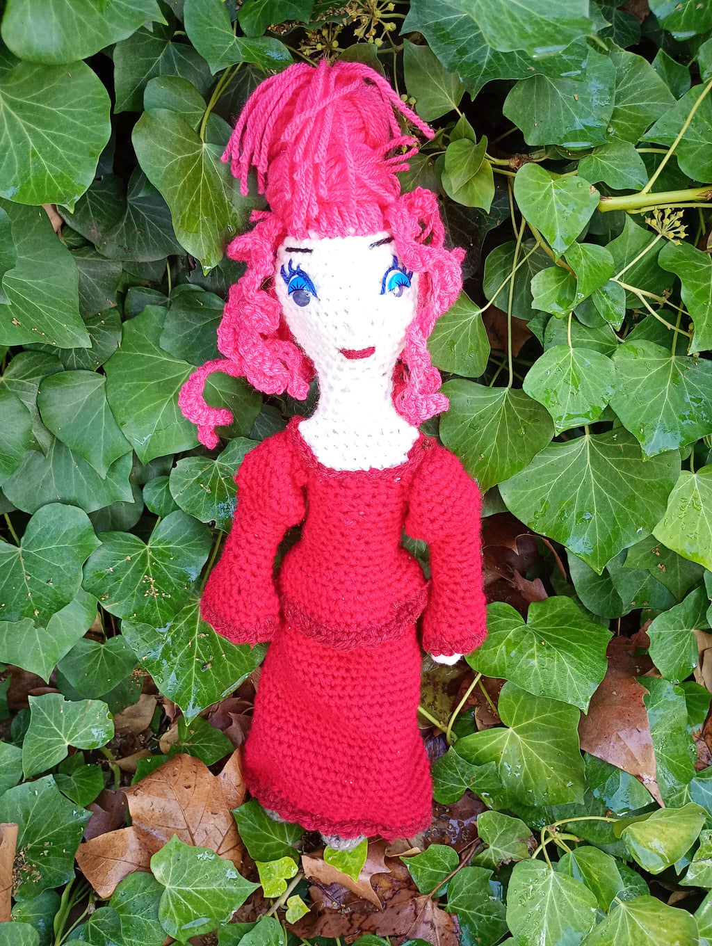 Poupe exsclusive crochet l’Aristocrate Moderne de Sang Ancien