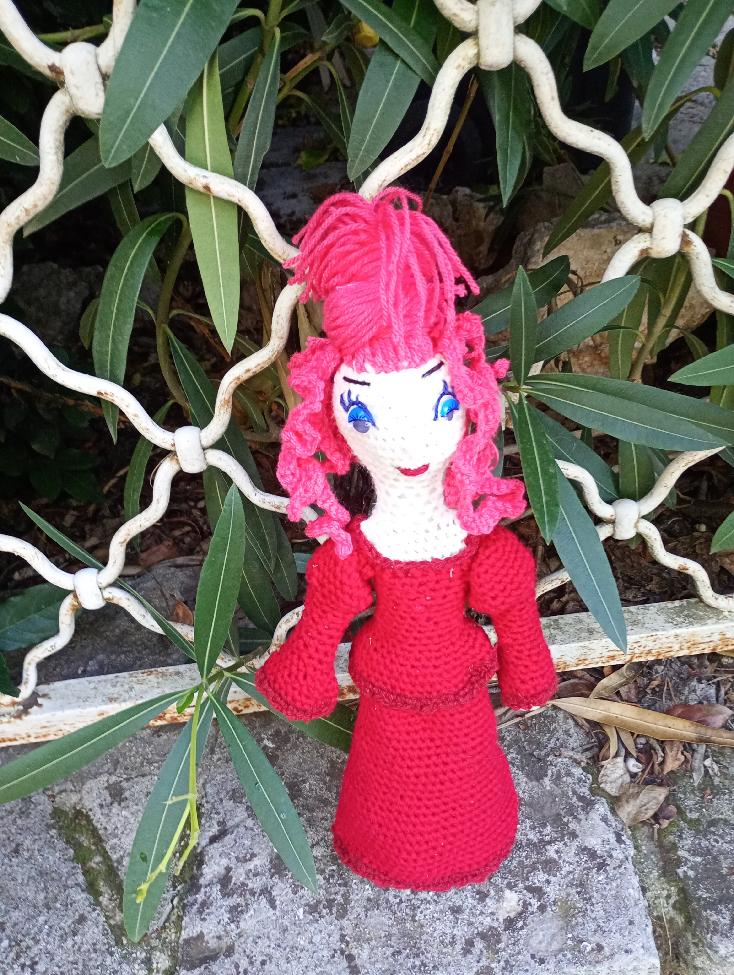 Poupe exsclusive crochet l’Aristocrate Moderne de Sang Ancien