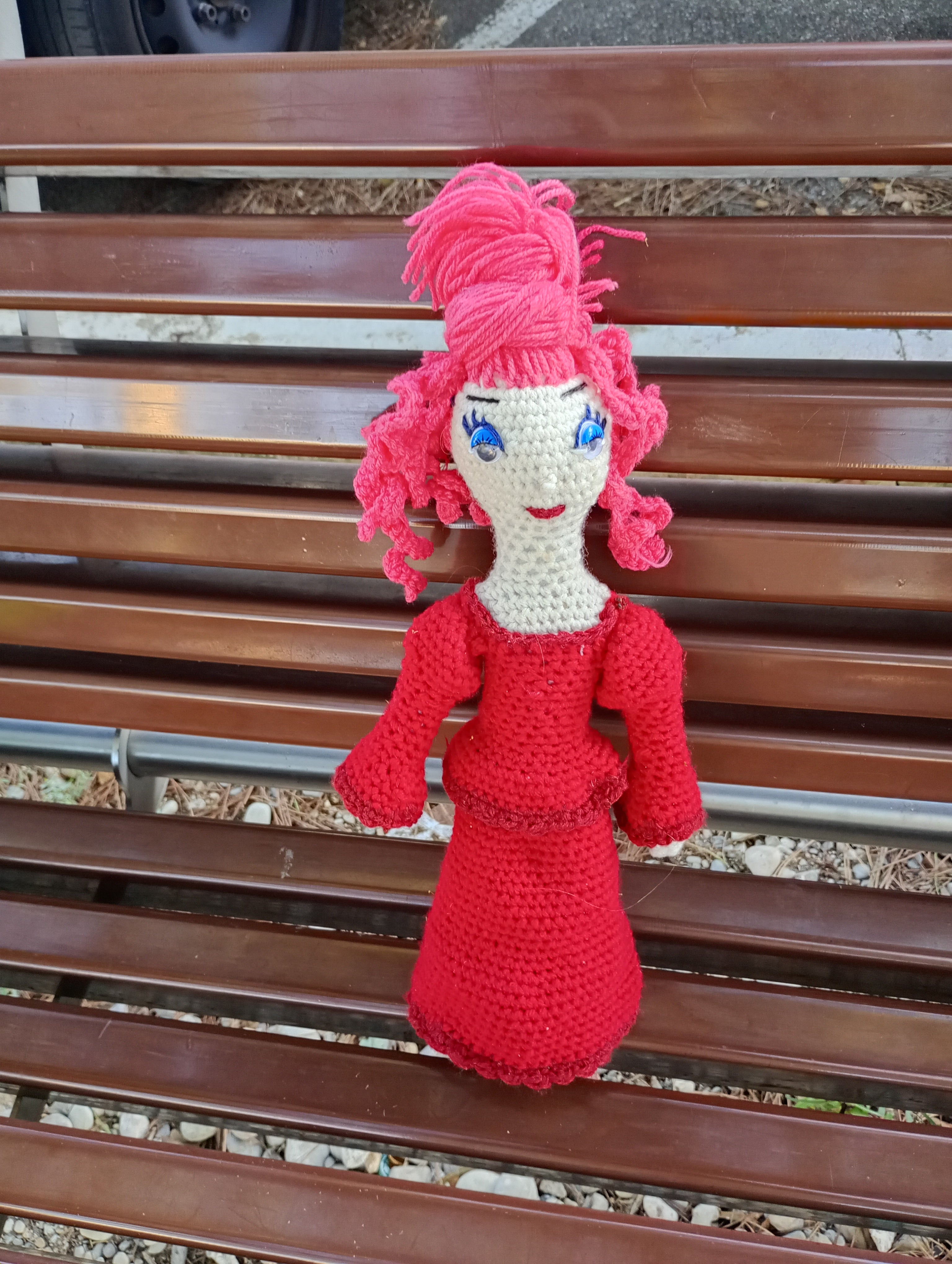 Poupe exsclusive crochet l’Aristocrate Moderne de Sang Ancien