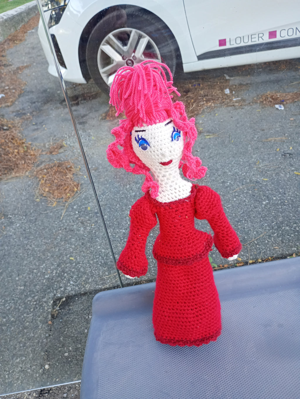 Poupe exsclusive crochet l’Aristocrate Moderne de Sang Ancien