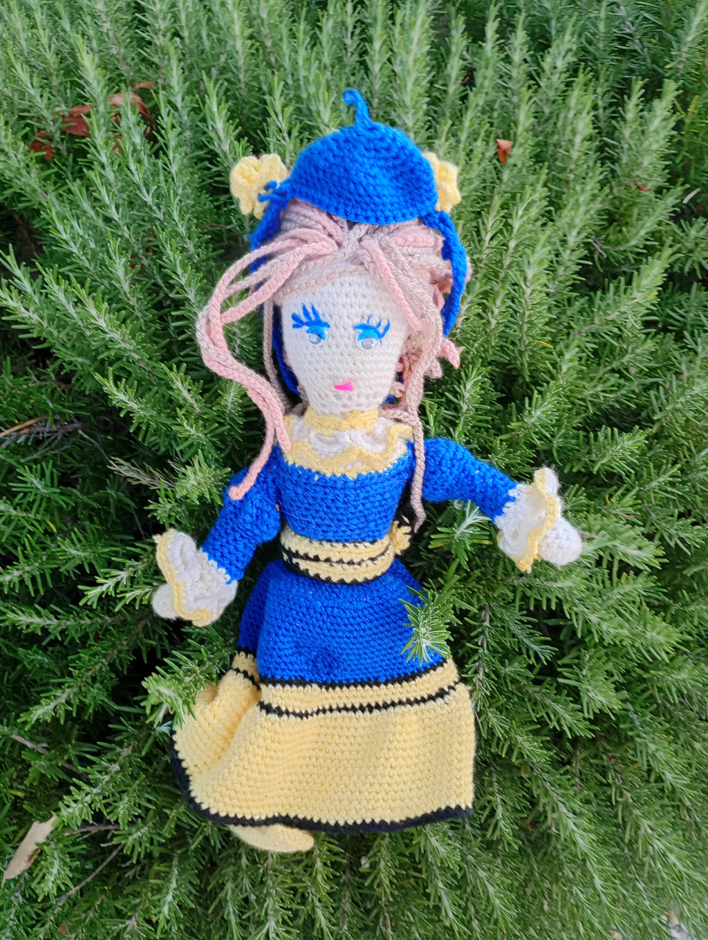 Poupe exsclusive crochet Agnessa d'Poitierd