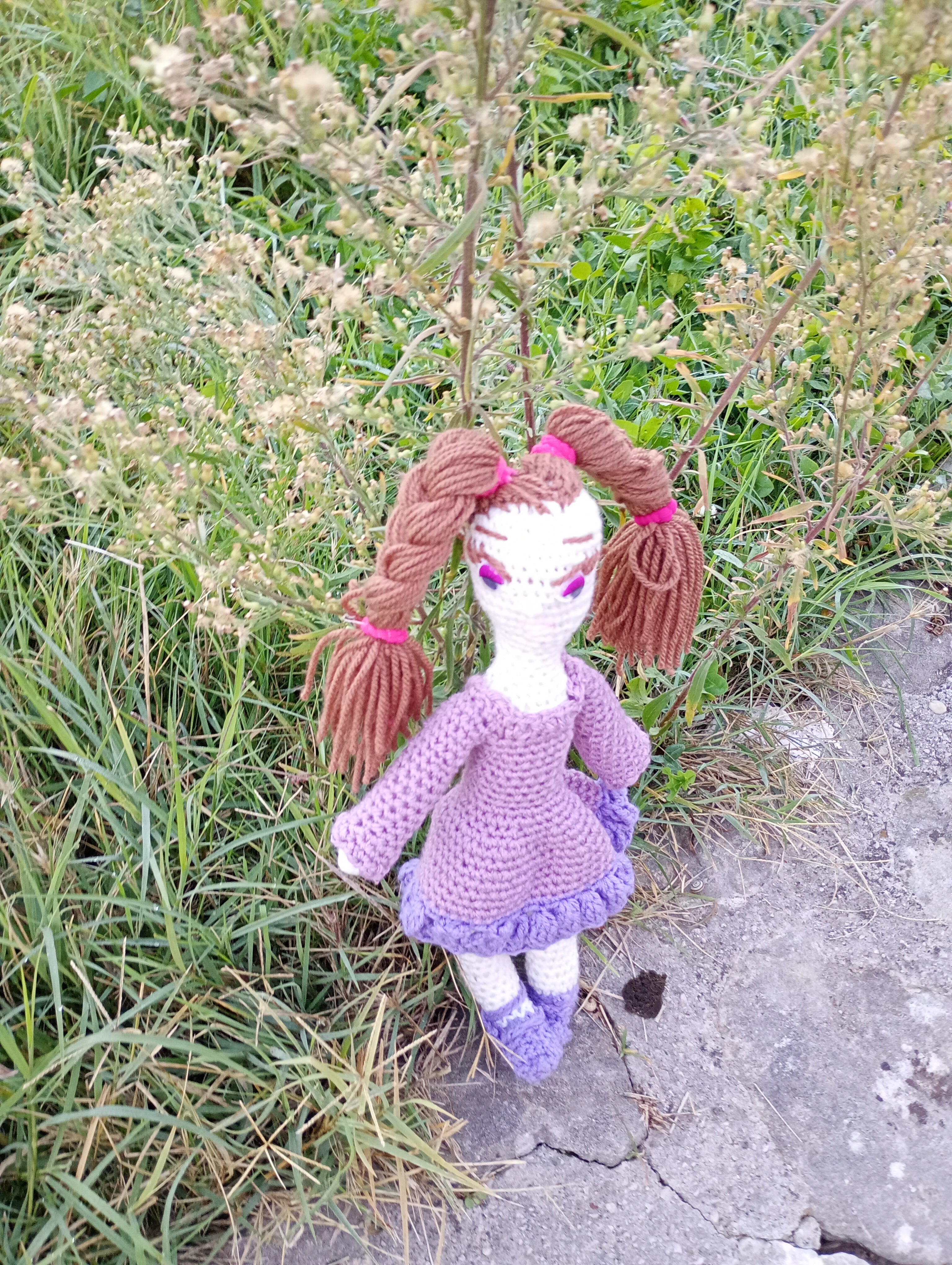 Poupe exsclusive crochet madame Monopolies .Region et Ville en France 35cm