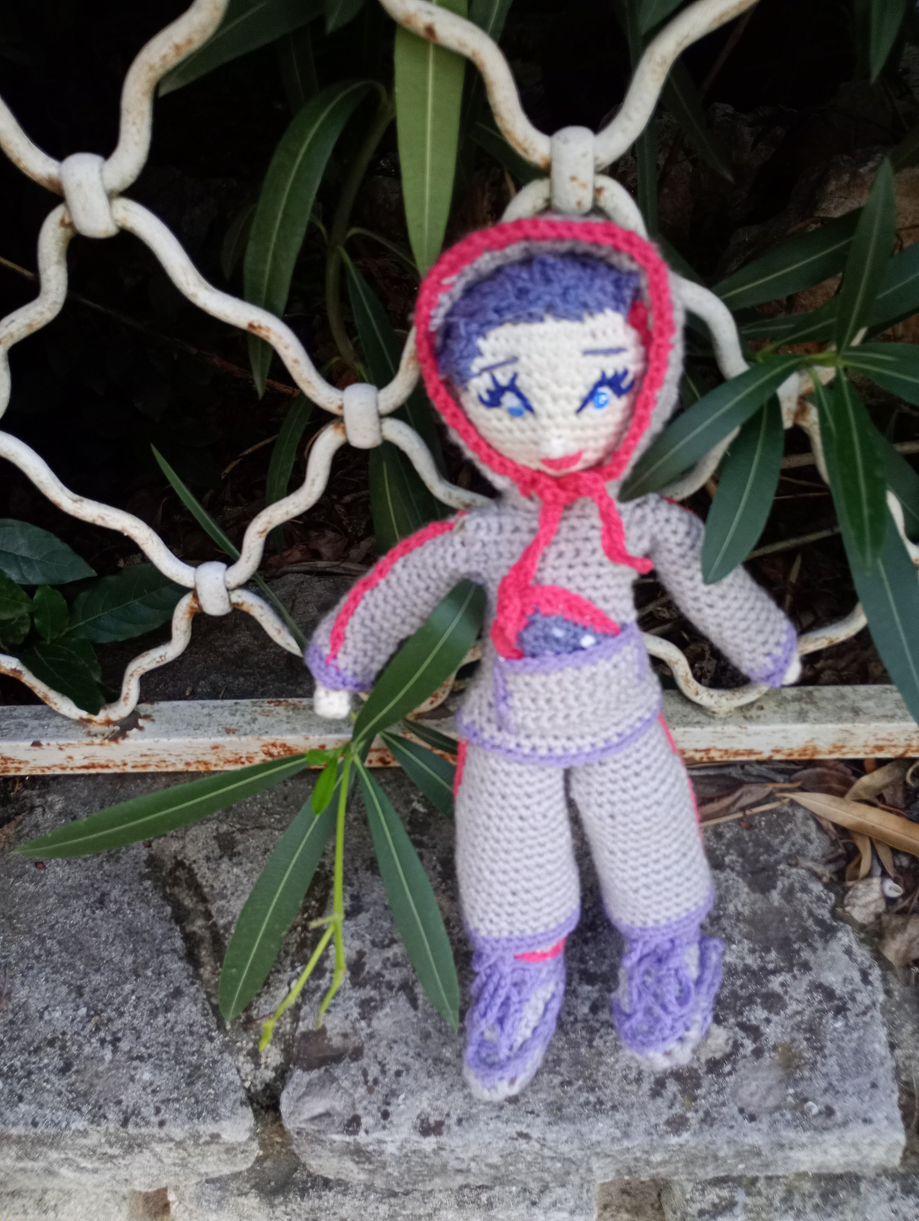 Poupe exsclusive crochet Elon de Groc -Madter of Digital 40cm