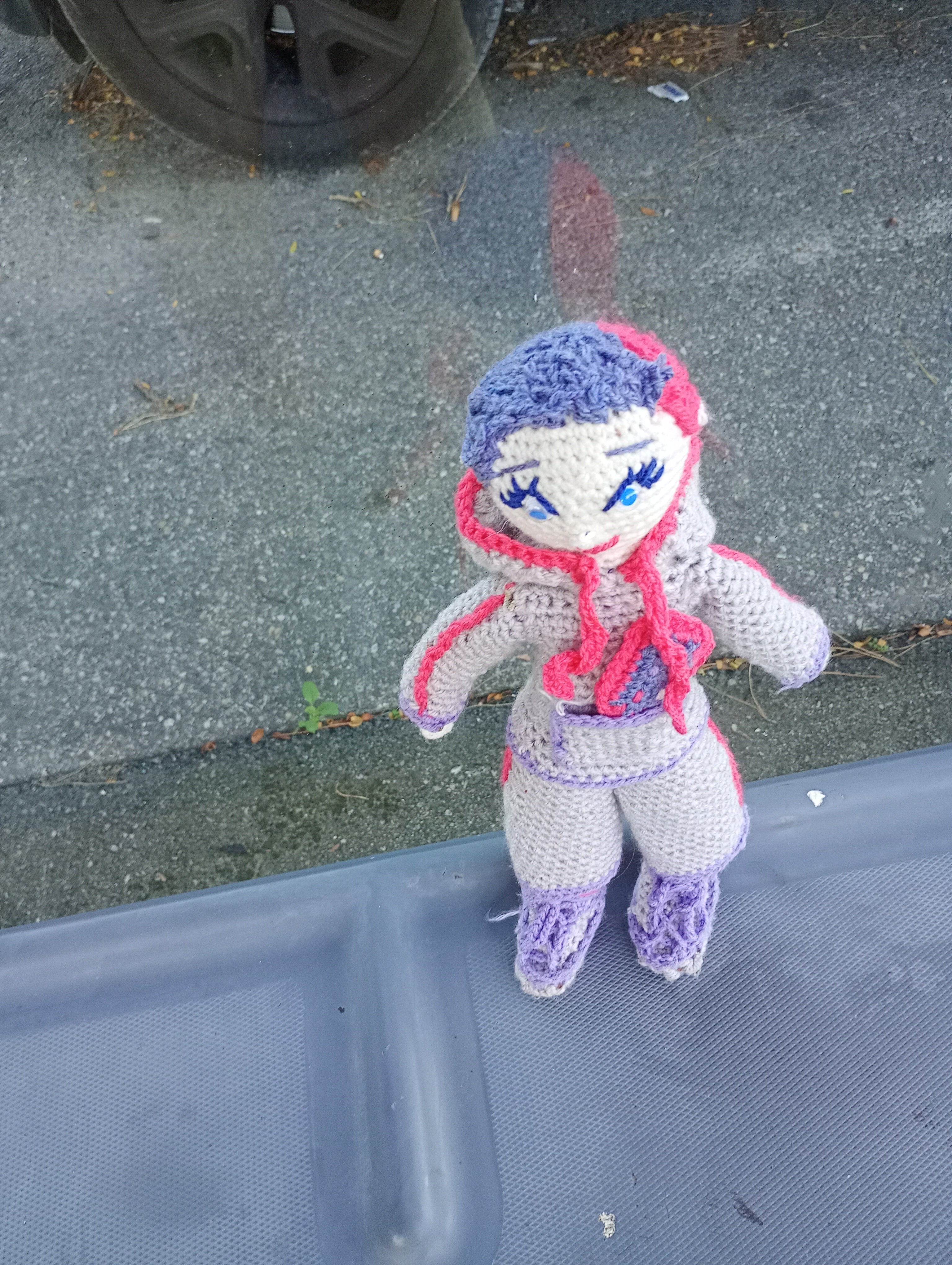 Poupe exsclusive crochet Elon de Groc -Madter of Digital 40cm