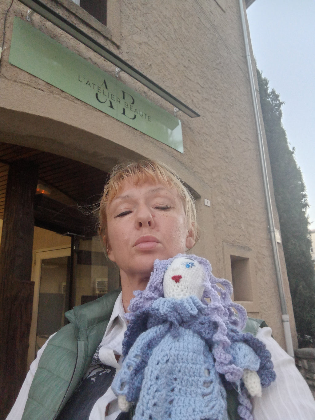 Poupe exsclusive crochet  The Gardian of the Future  35cm