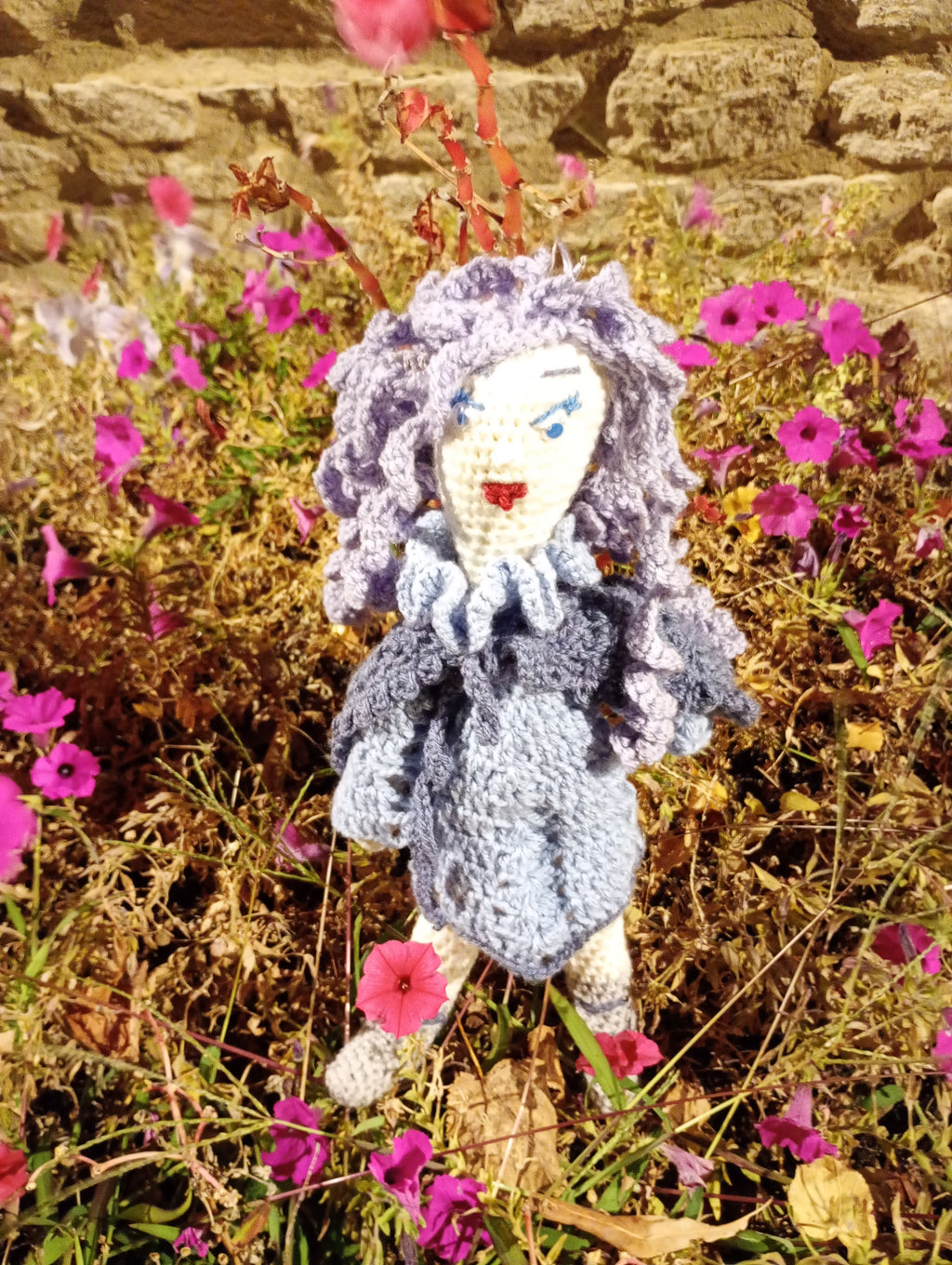 Poupe exsclusive crochet  The Gardian of the Future  35cm