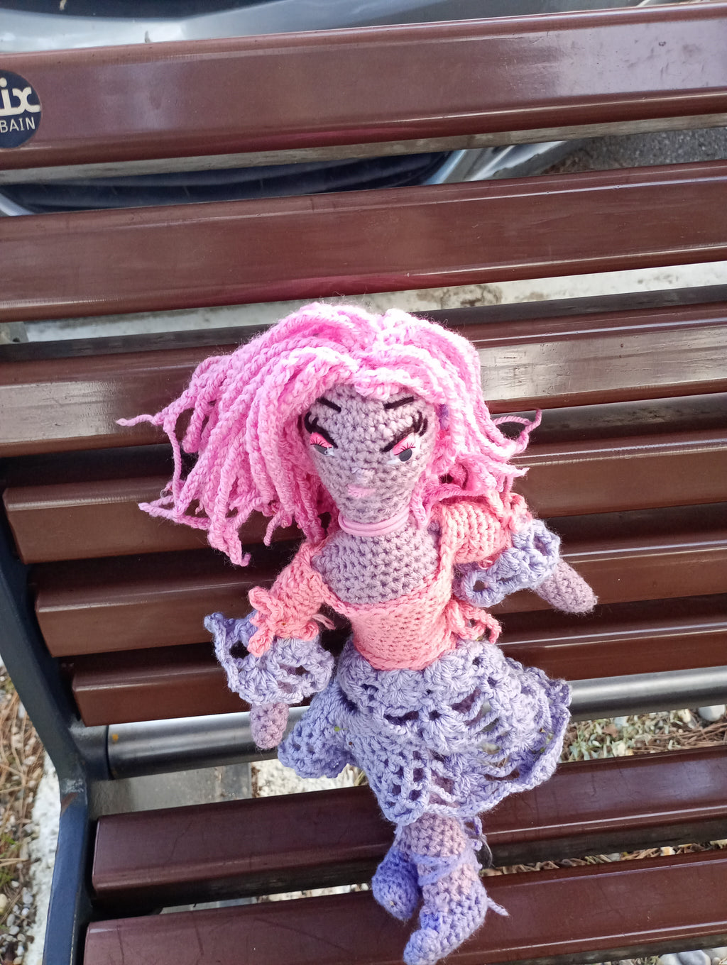 Poupee exsclisive crochet Mafame Toulouse 35cm