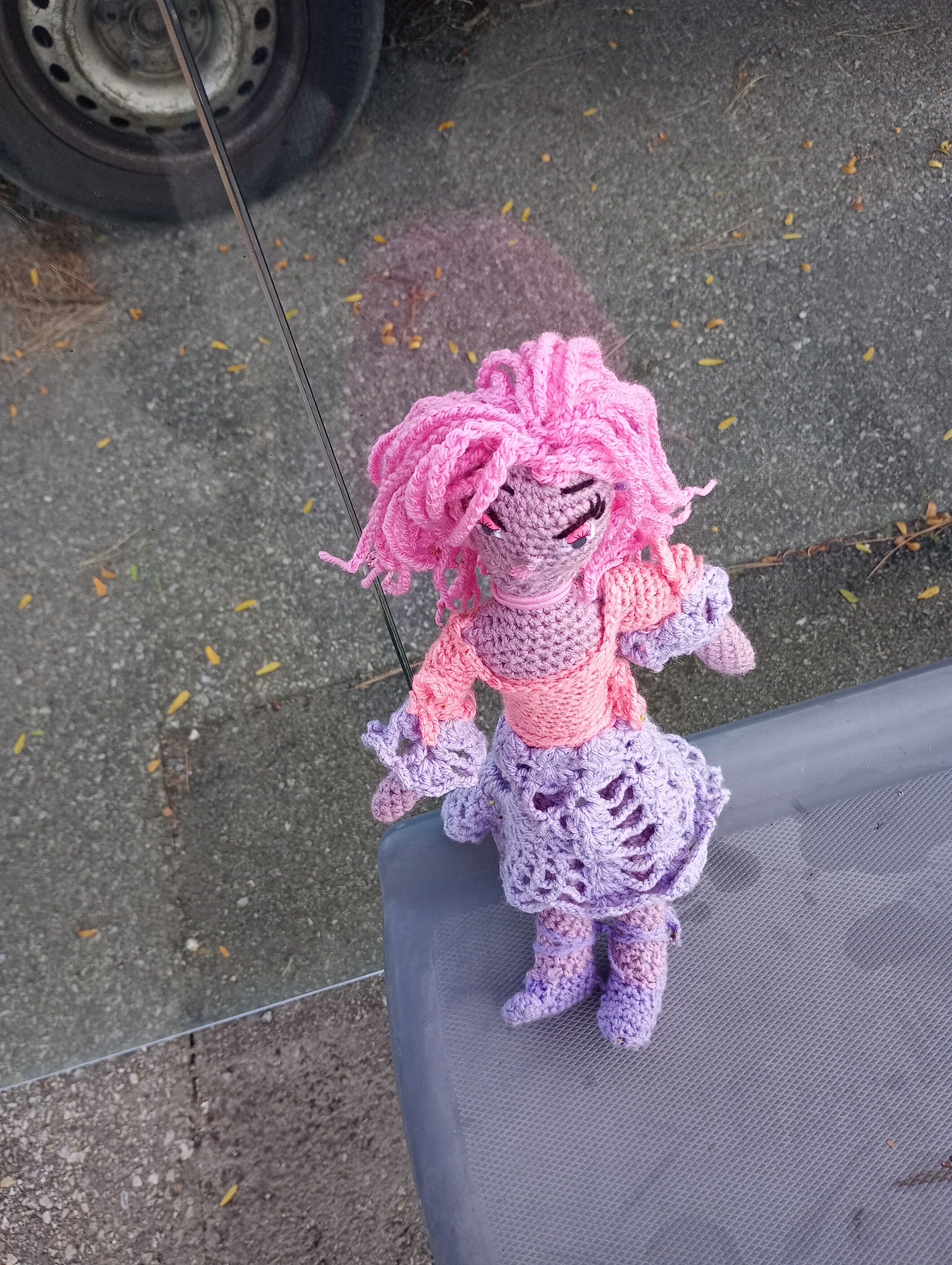 Poupee exsclisive crochet Mafame Toulouse 35cm